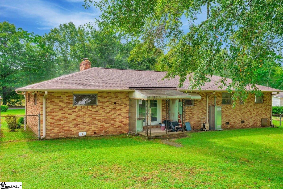 107 Whitten Road