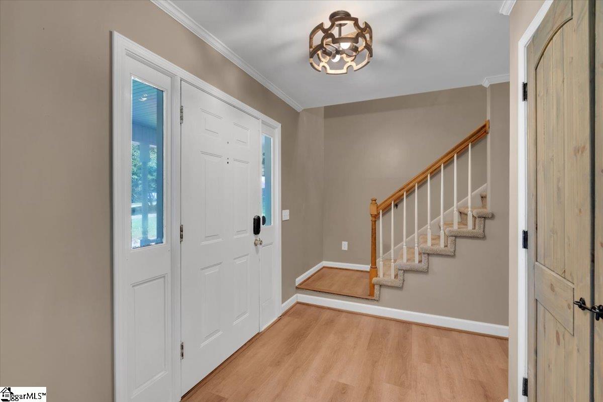 112 Wyatt Oaks Court
