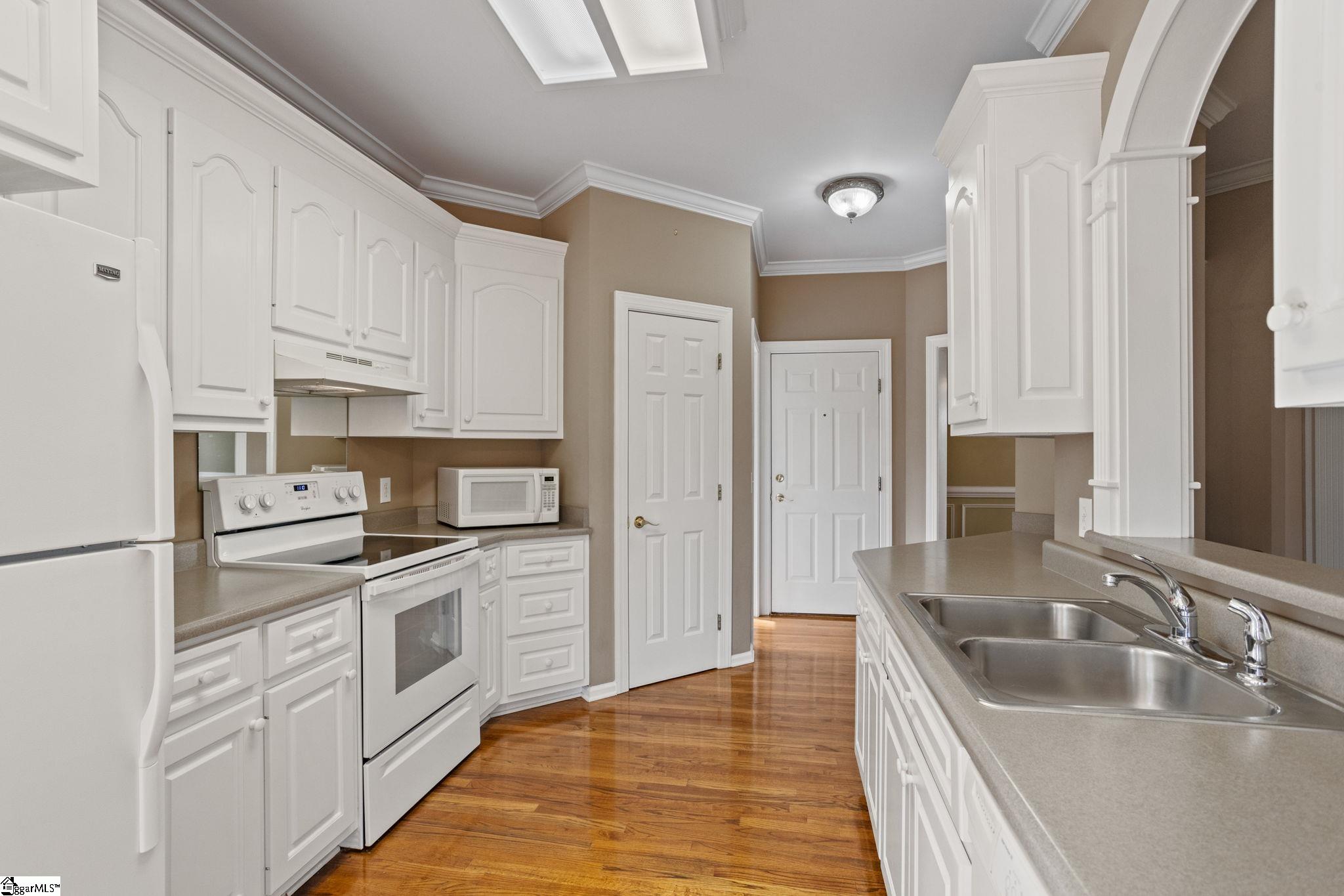 348 Camperdown Court