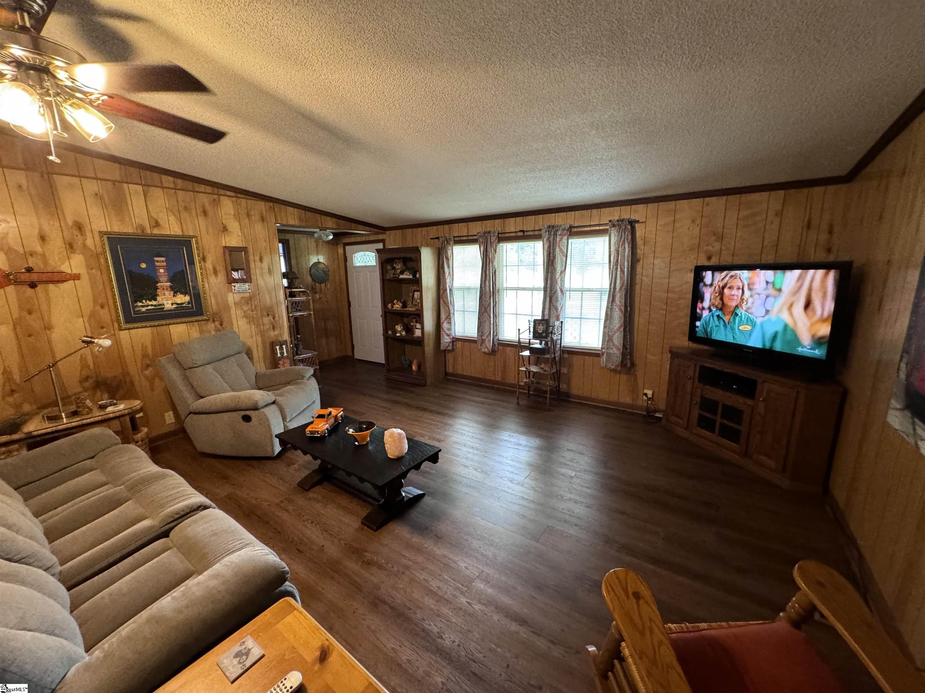 105 Country Estates Drive
