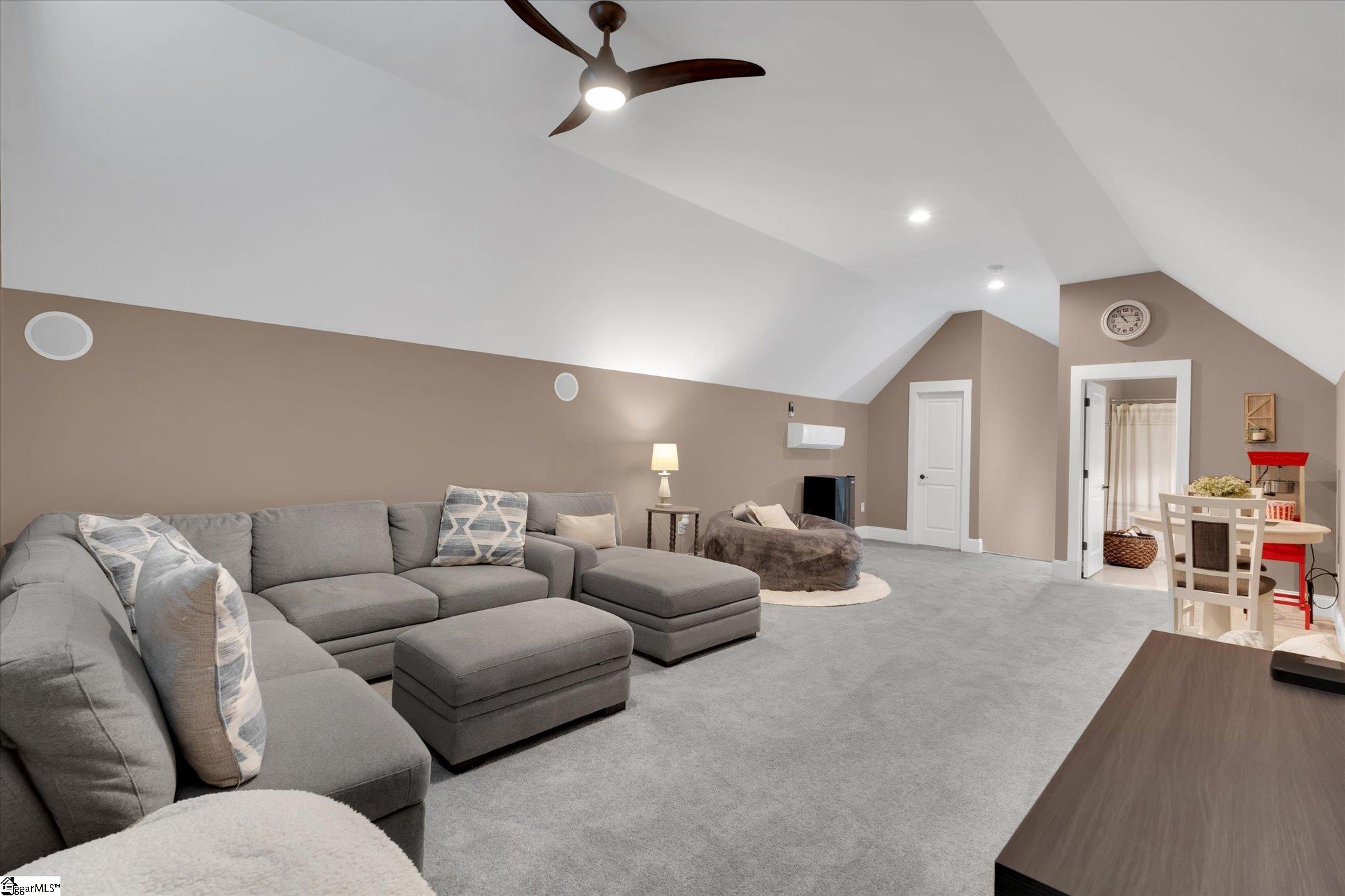 5551 Old Greenville Highway