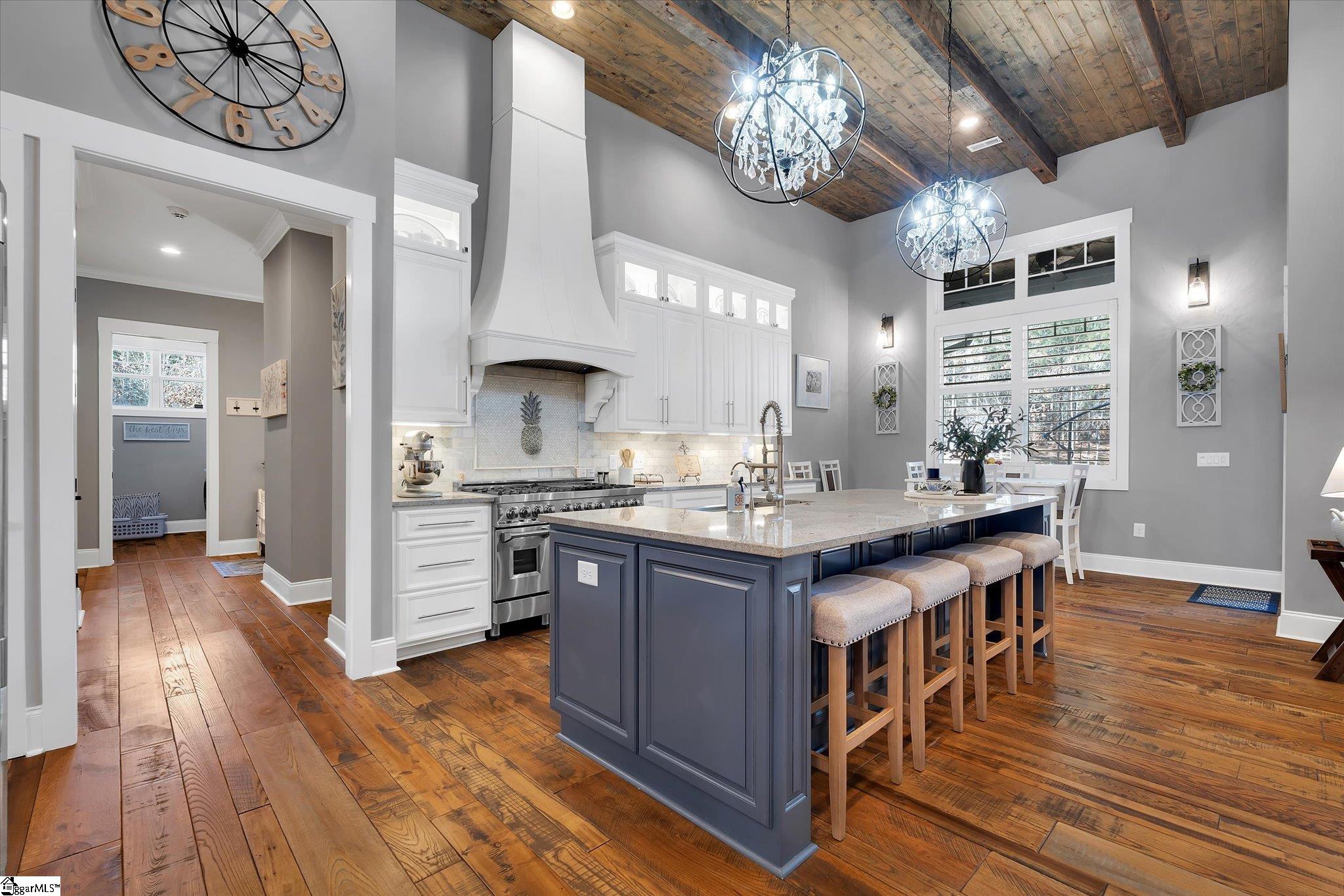 5551 Old Greenville Highway