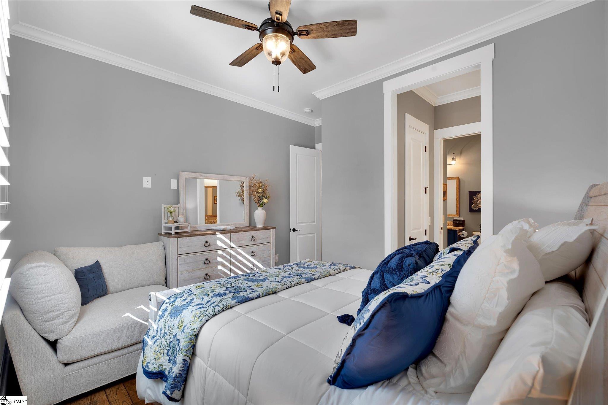 5551 Old Greenville Highway