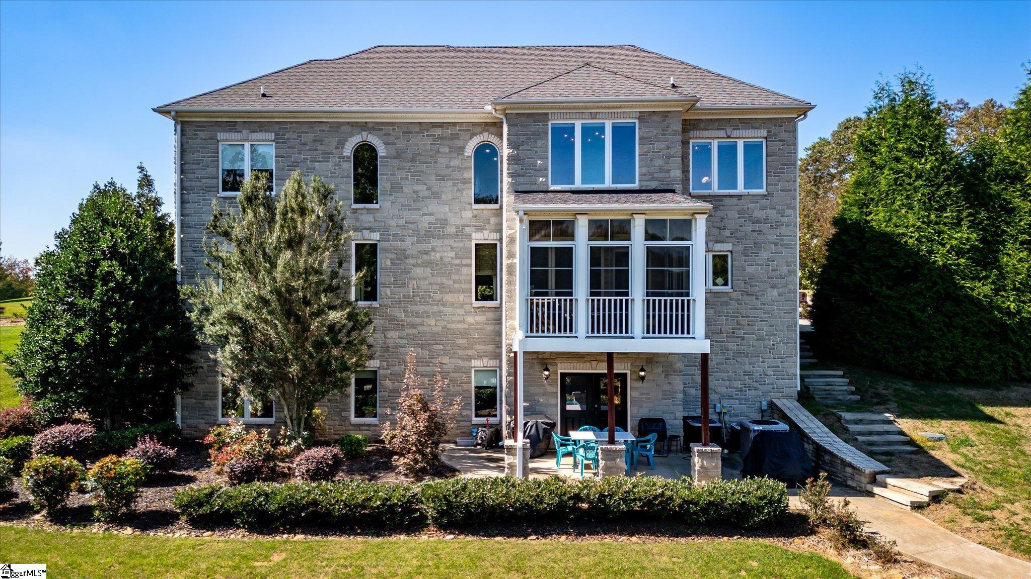 100 Bent Willow Way