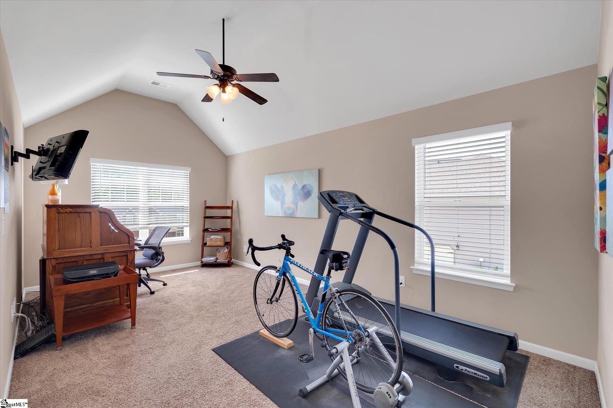 102 James Lake Way
