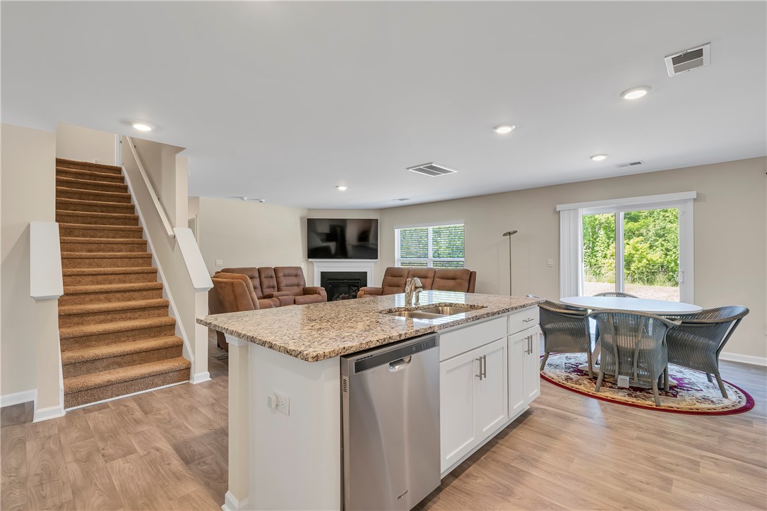 504 Ashwood Way
