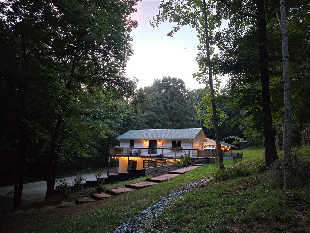 641 Lands End Road
