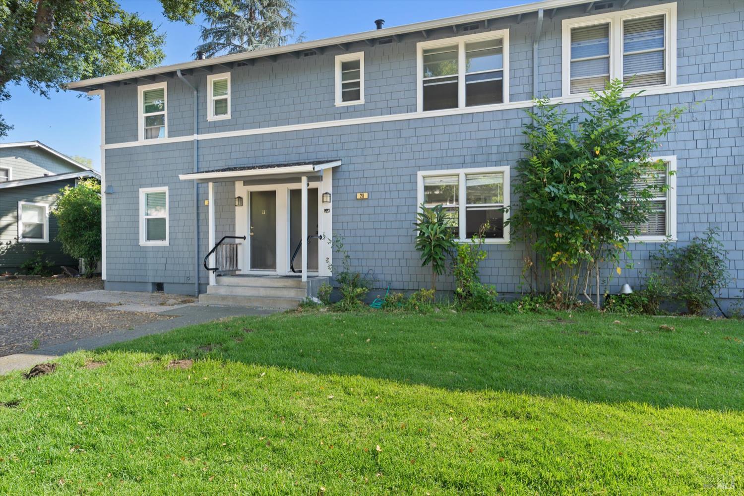 28 Lovejoy Way