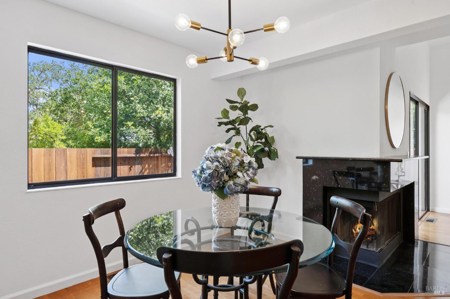 5 Briarwood Court
