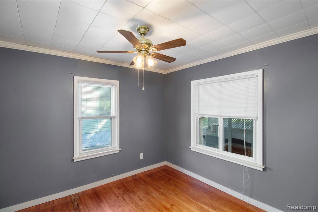 158 DICKINSON Street