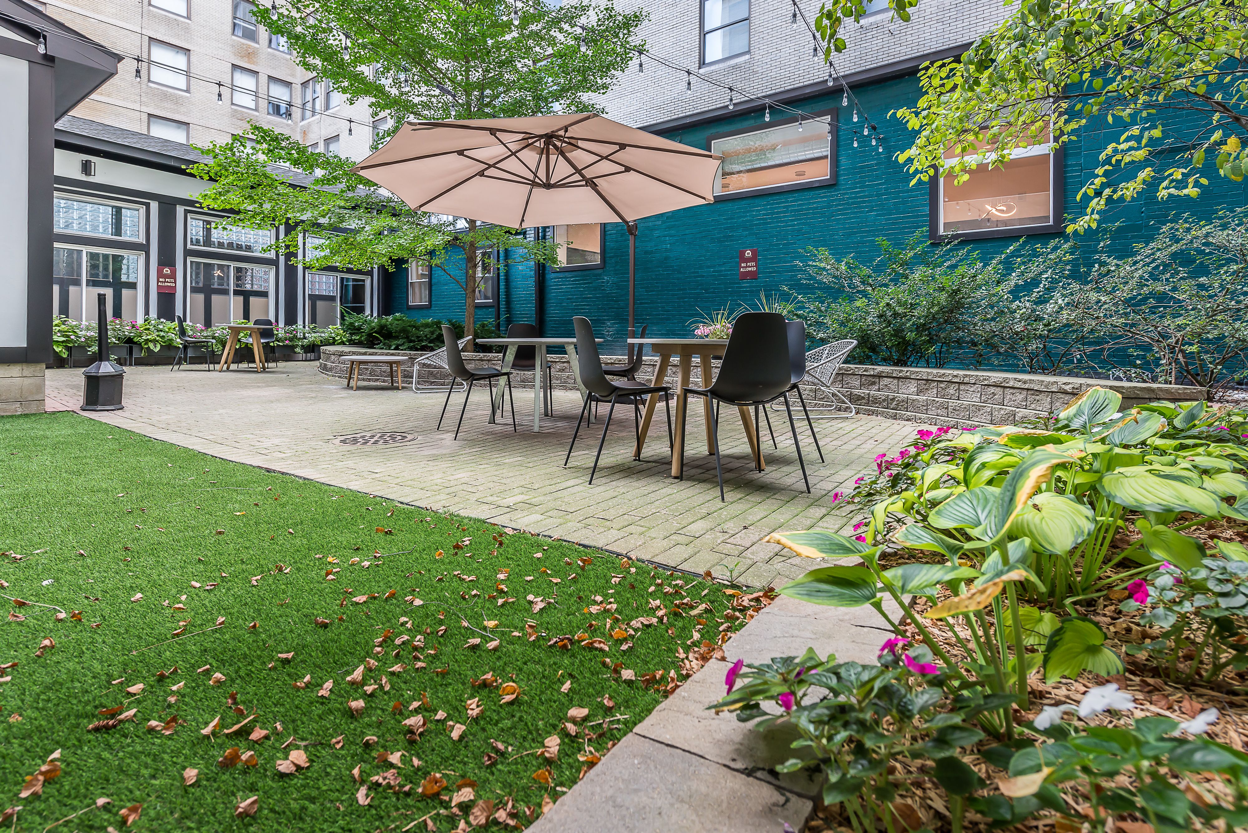 15 E KIRBY Street Unit: 1206