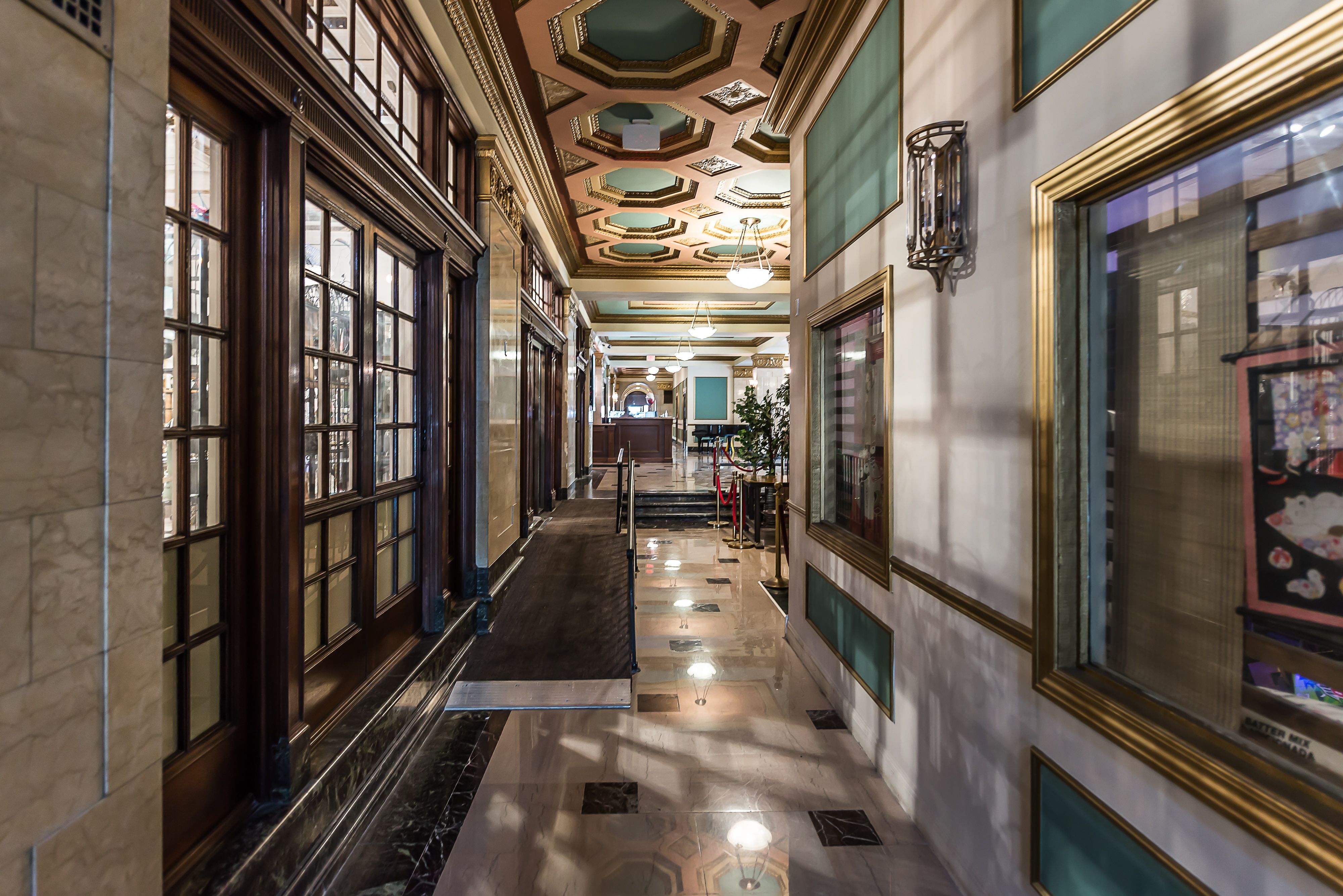 15 E KIRBY Street Unit: 1206