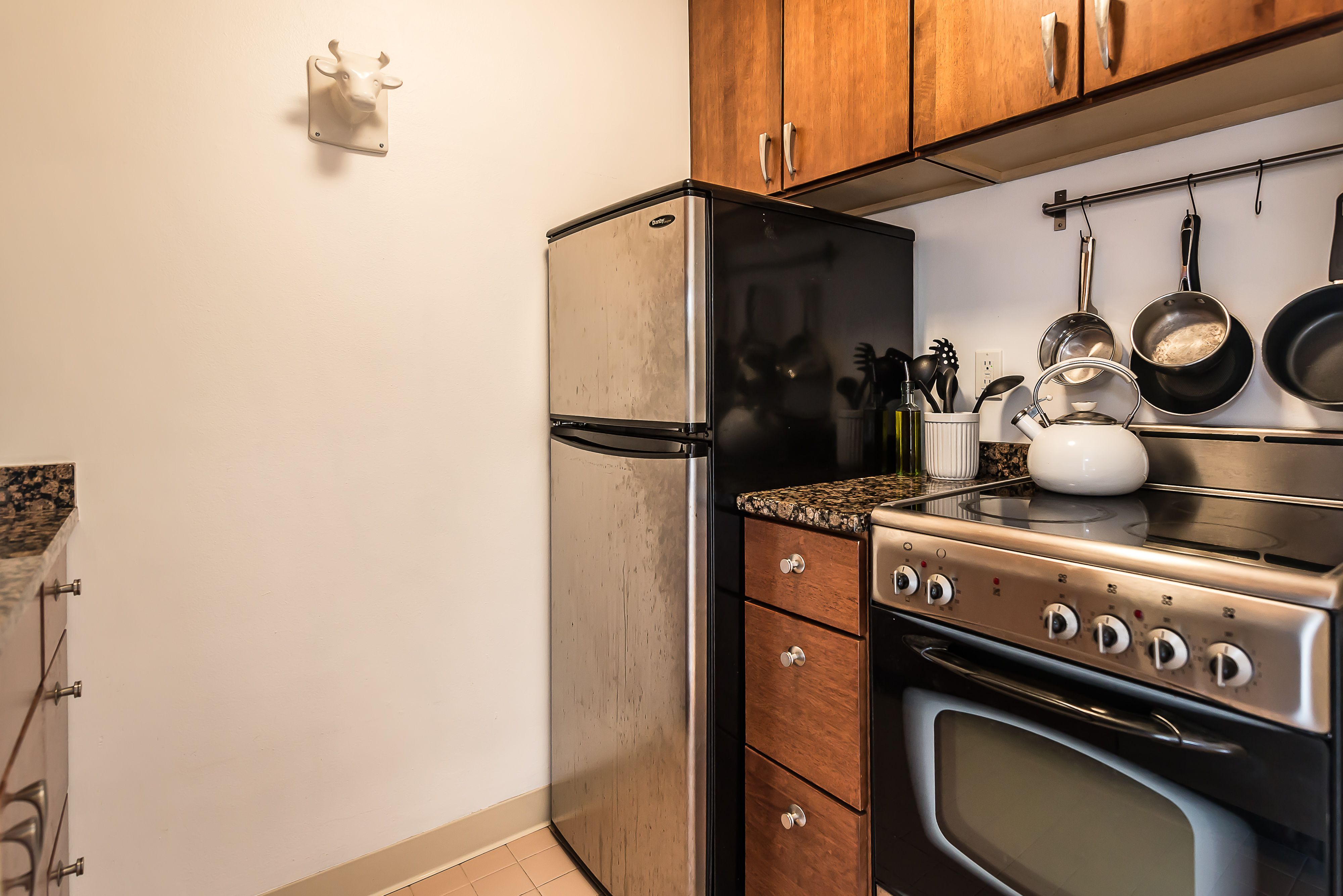 15 E KIRBY Street Unit: 1206