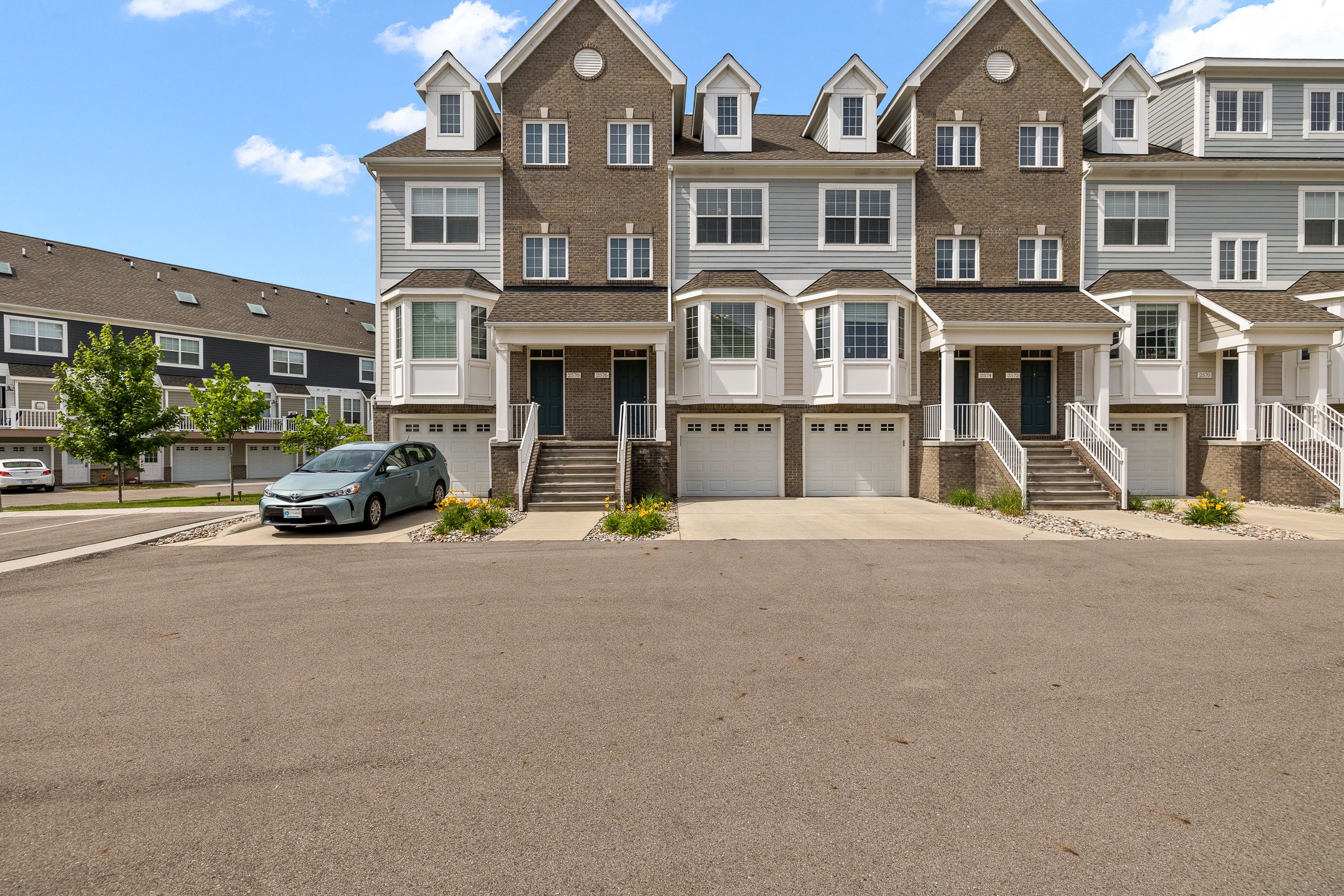 2576 W Towne Street Unit: Unit 37