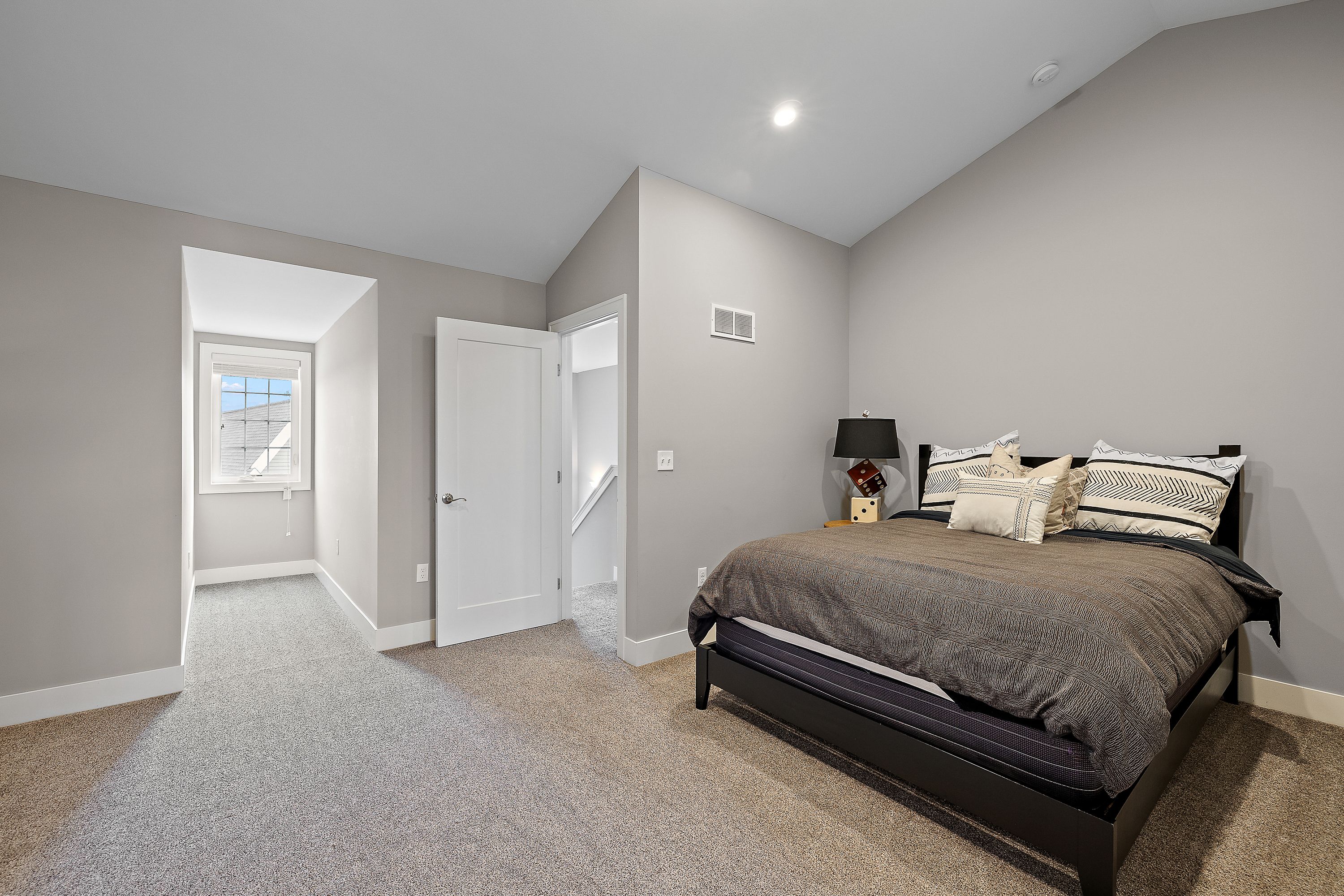 2576 W Towne Street Unit: Unit 37