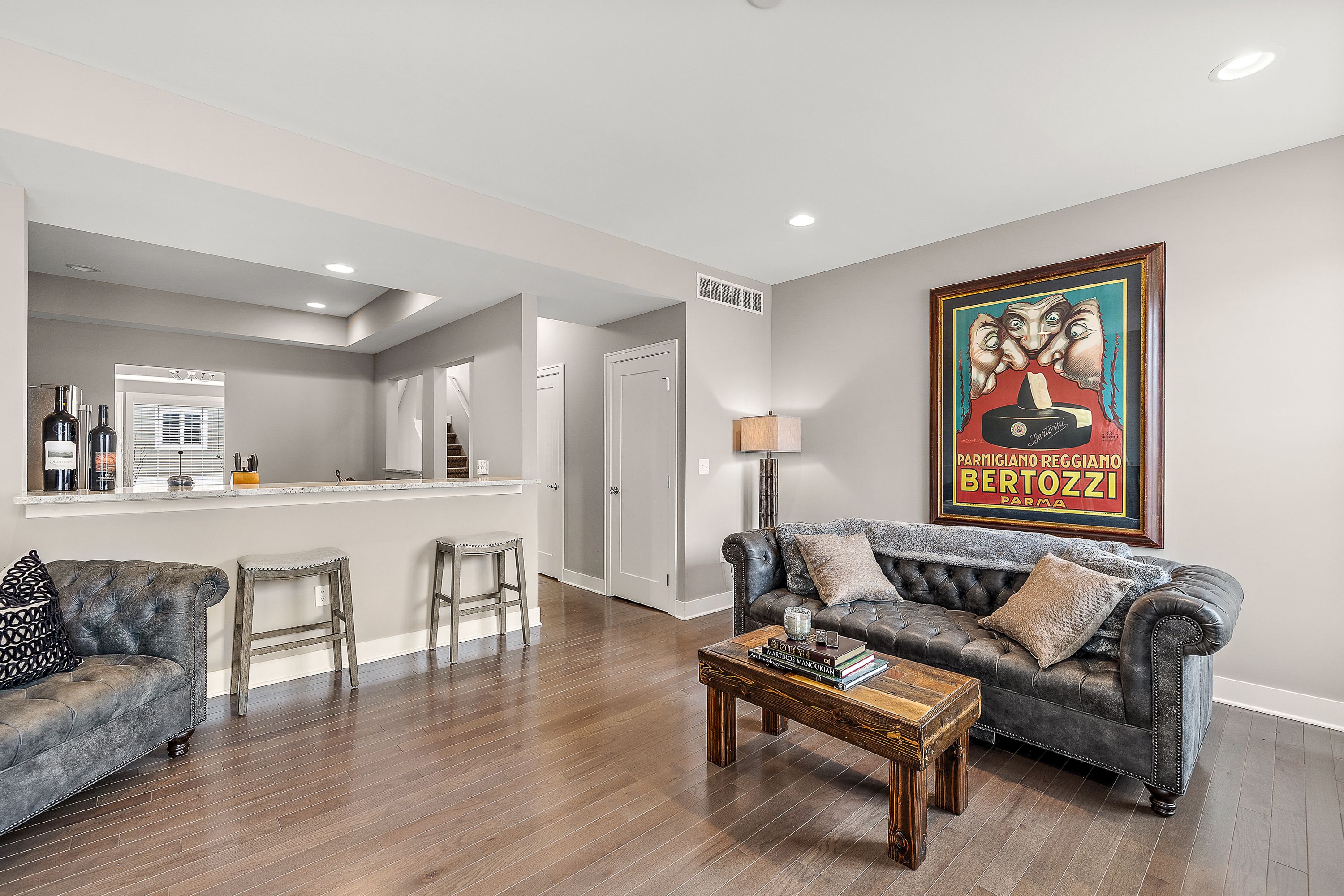 2576 W Towne Street Unit: Unit 37