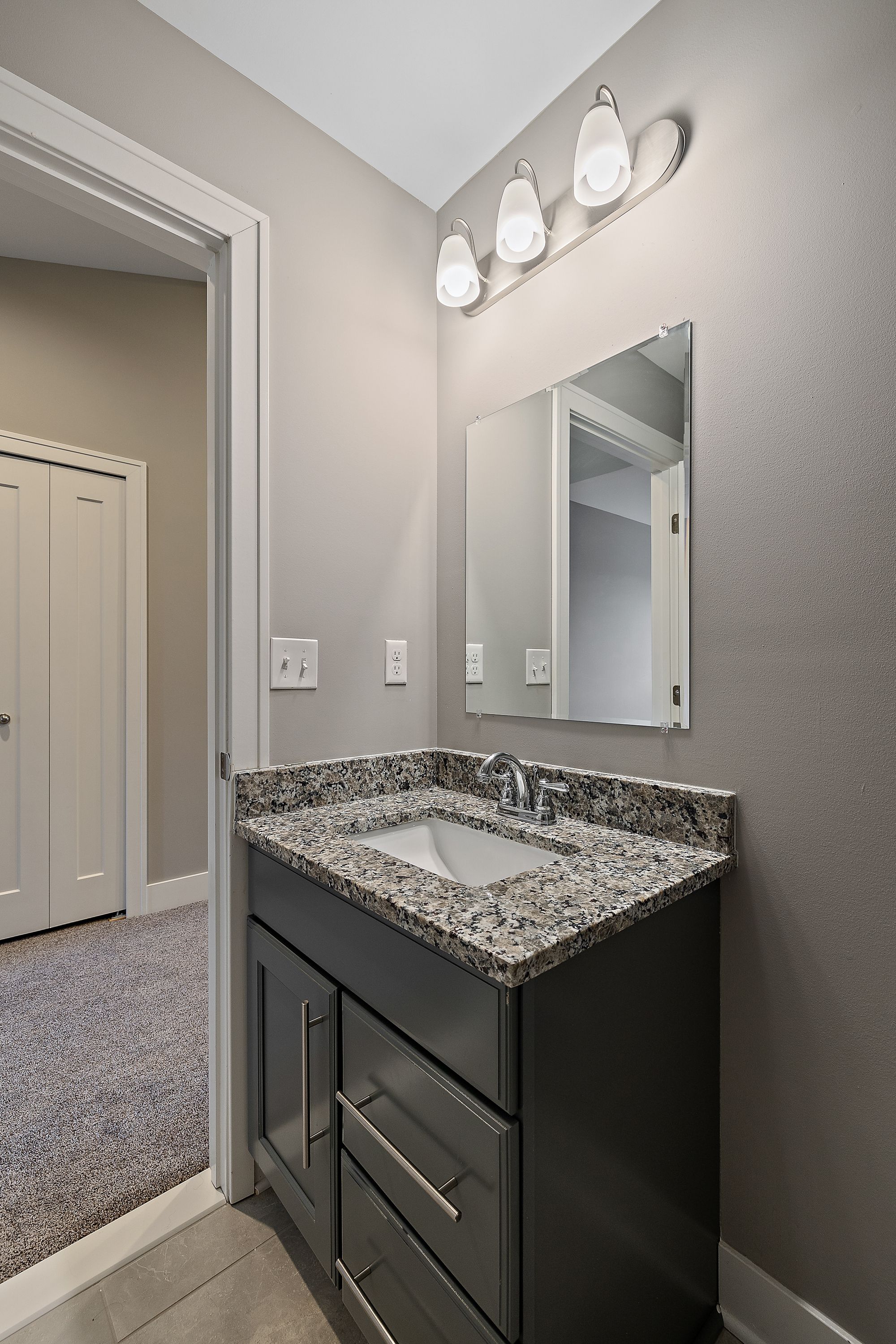 2576 W Towne Street Unit: Unit 37