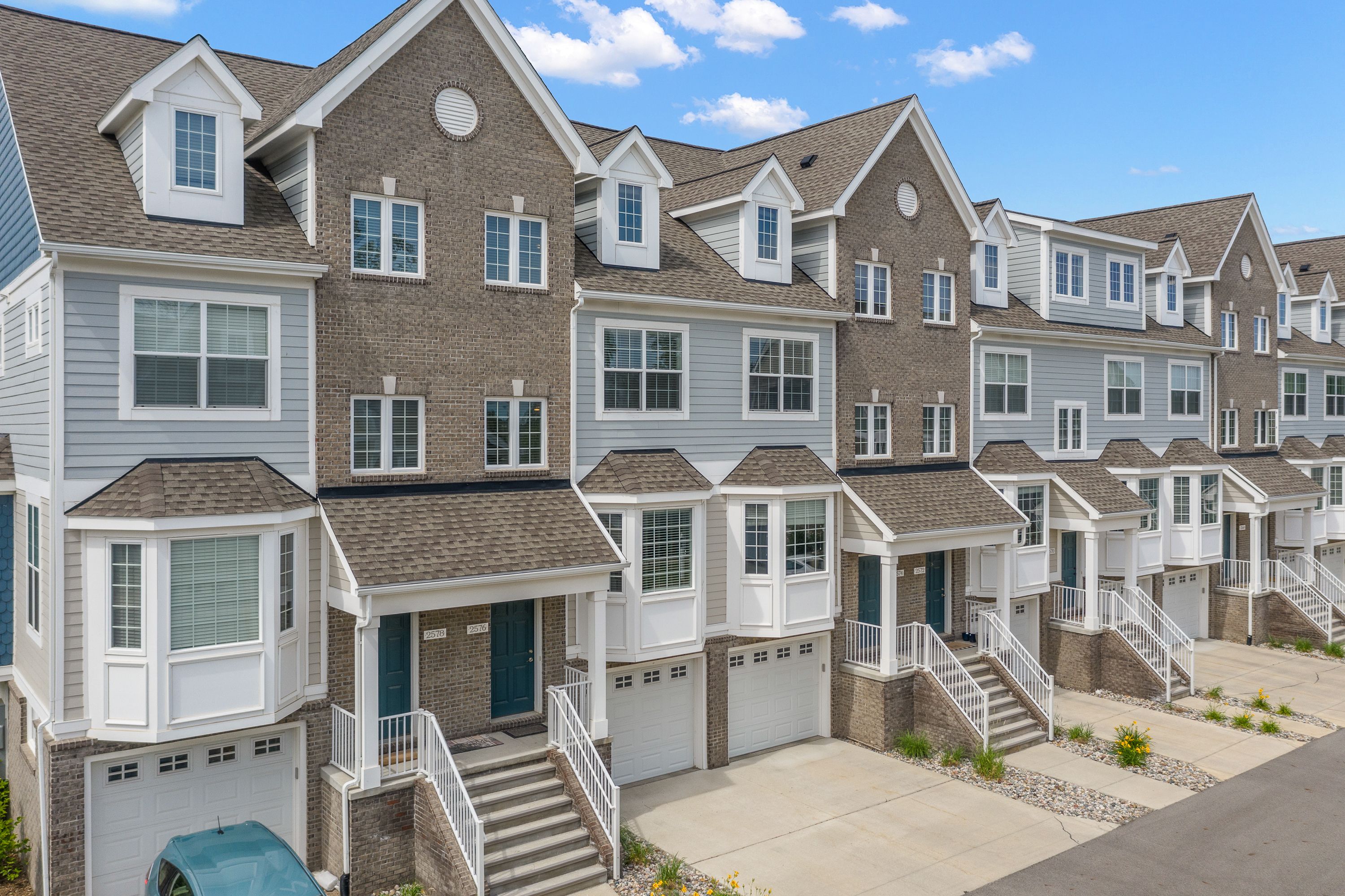 2576 W Towne Street Unit: Unit 37