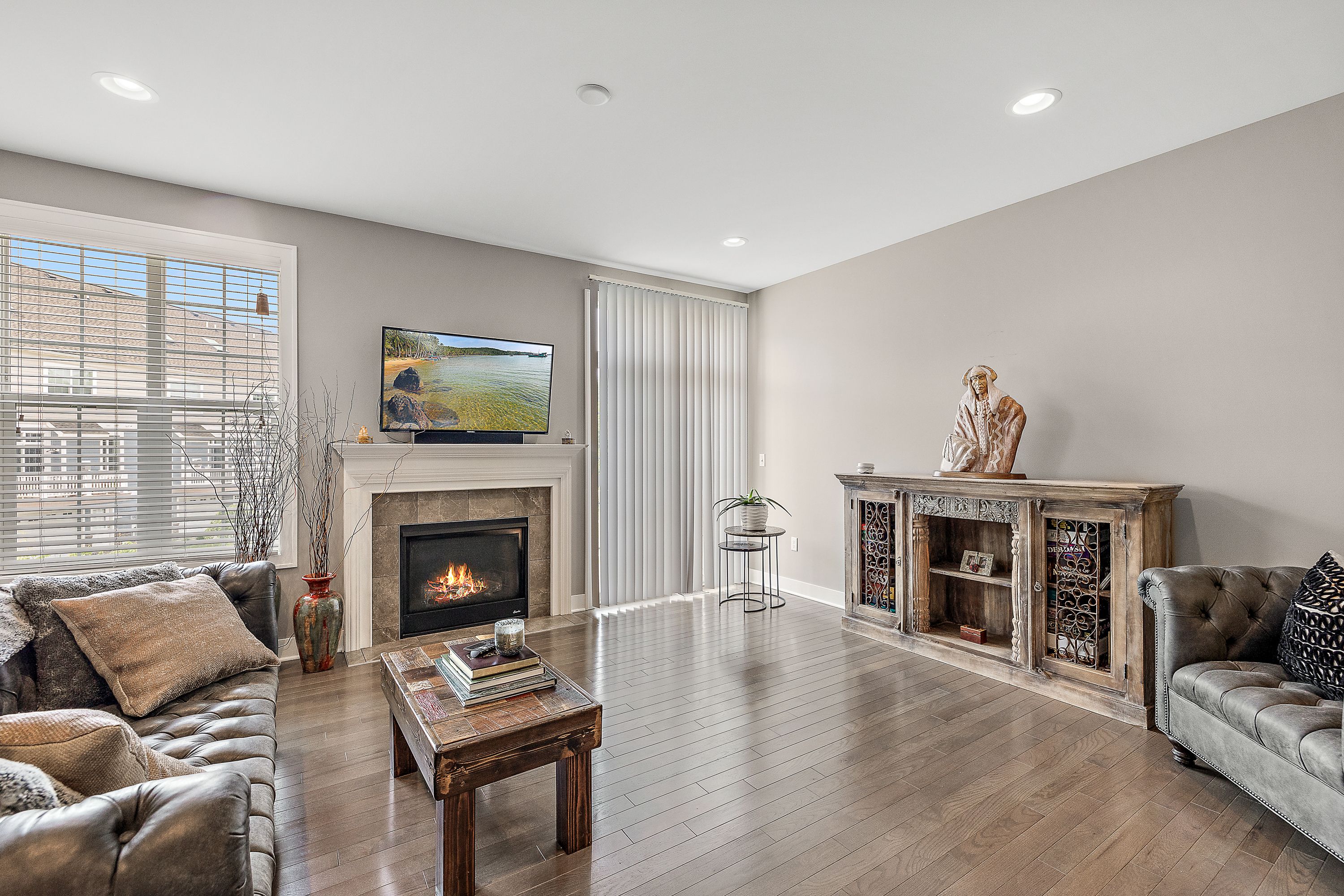 2576 W Towne Street Unit: Unit 37