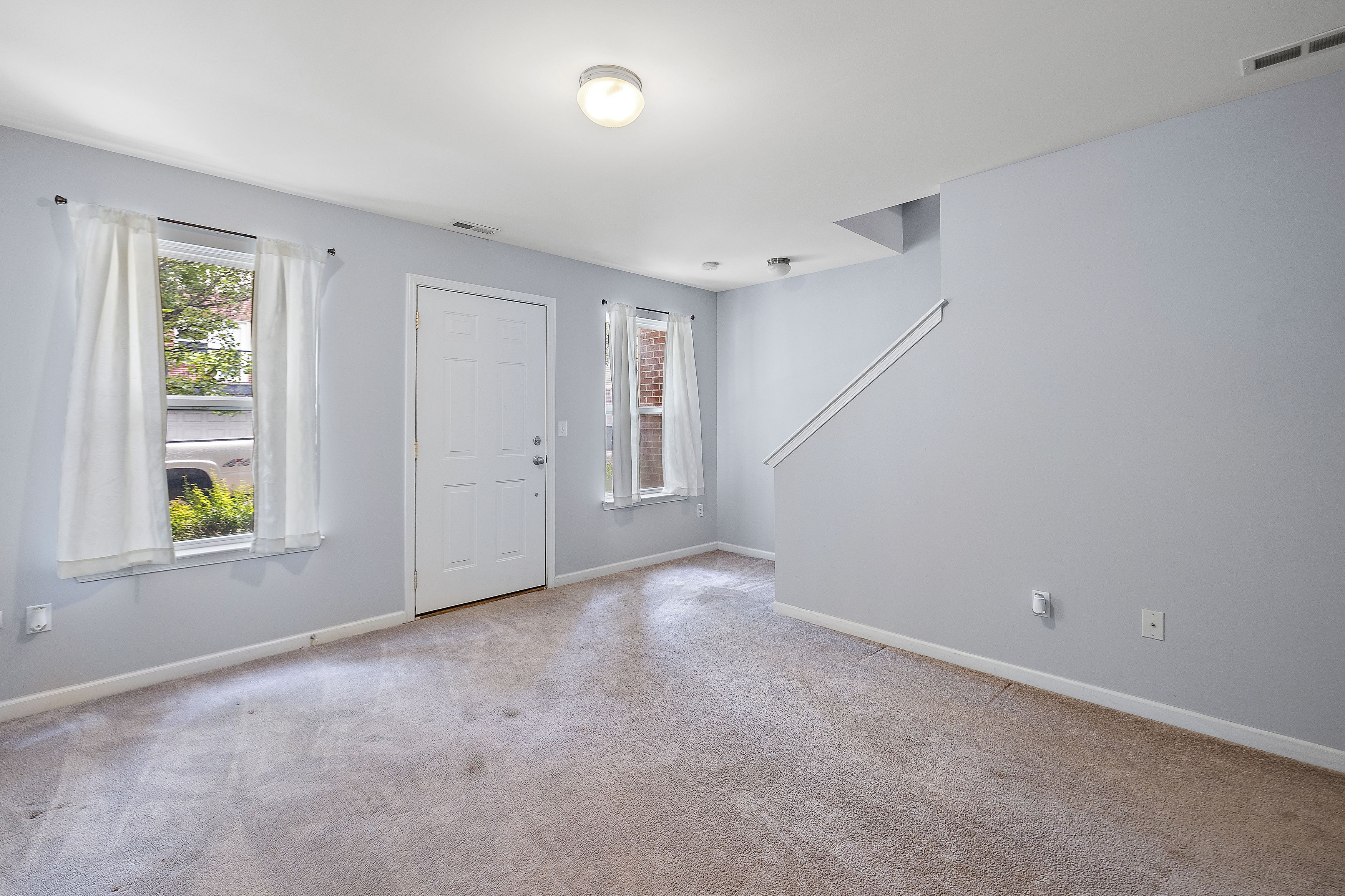 287 E PALMER Street Unit: 10