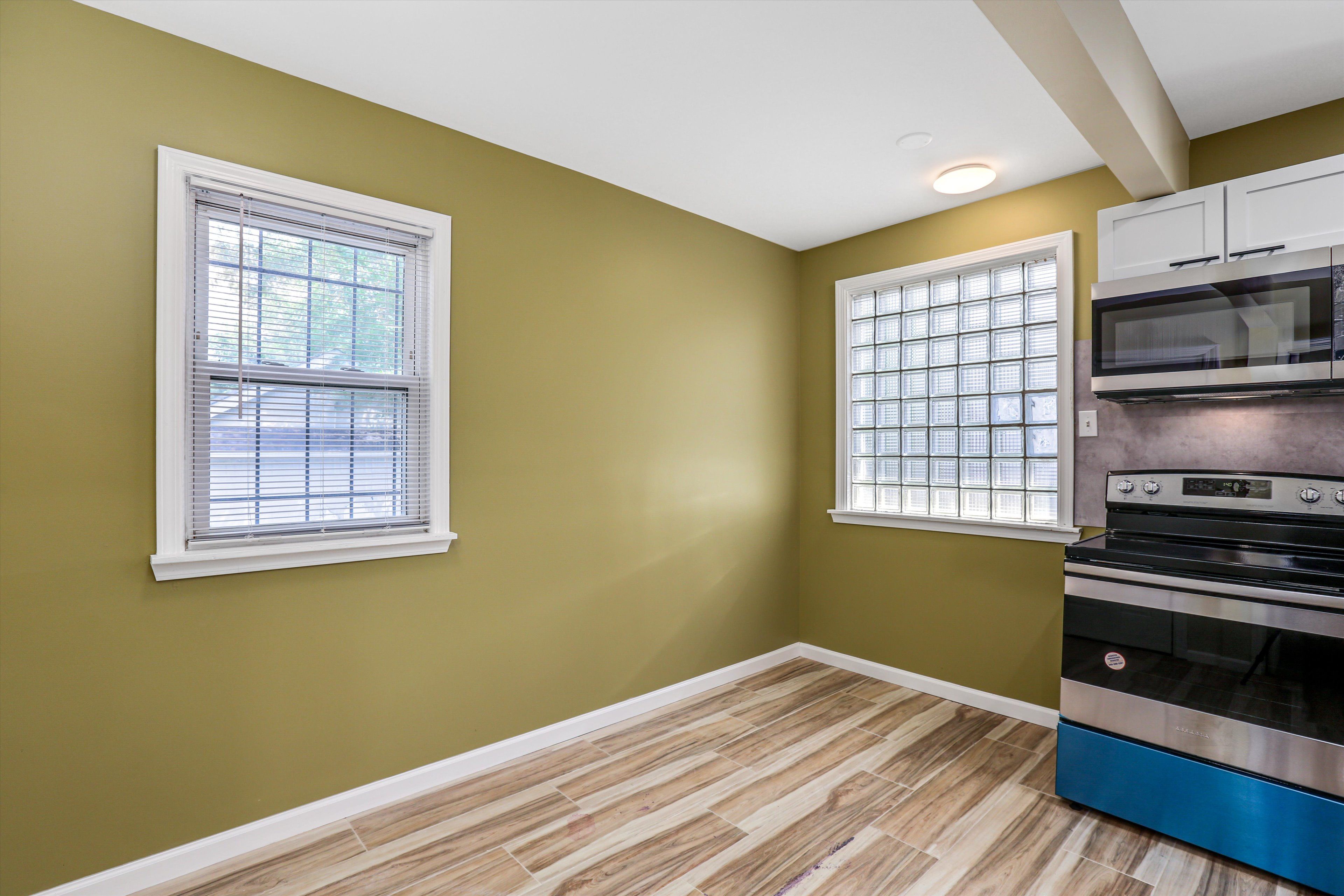 15852 WISCONSIN Street