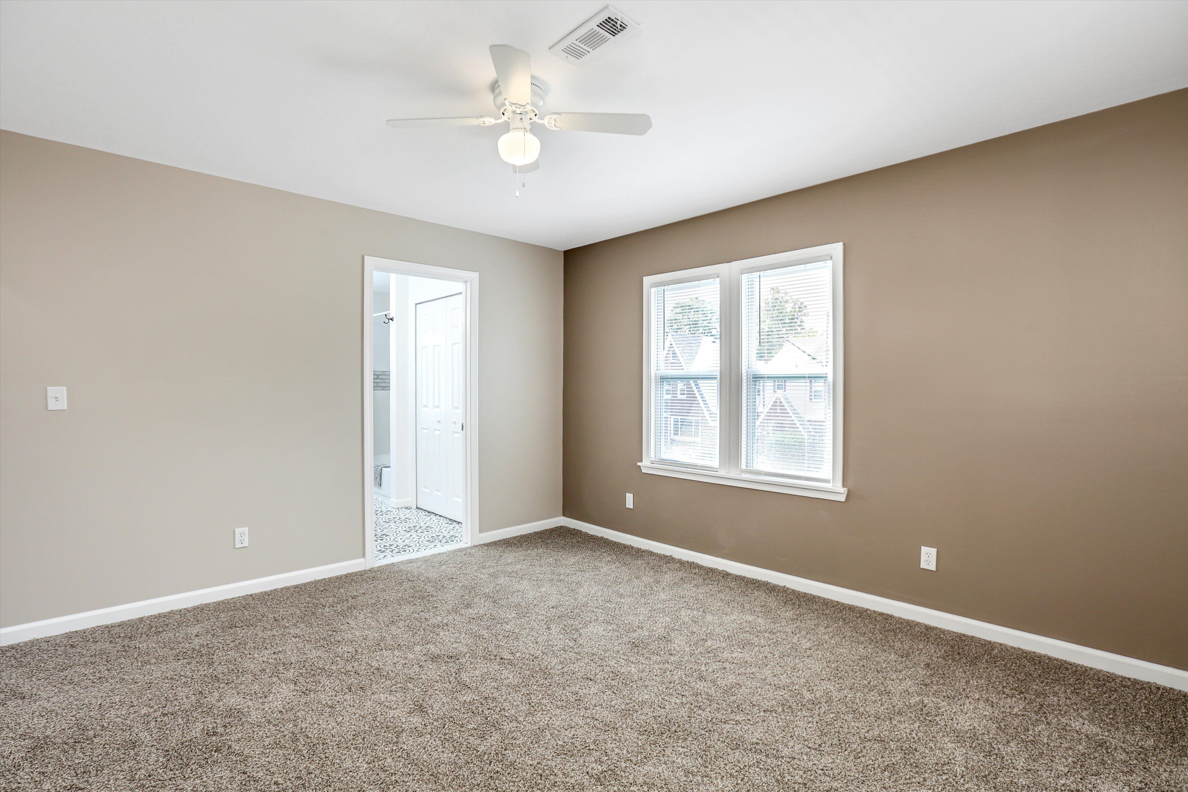 15852 WISCONSIN Street