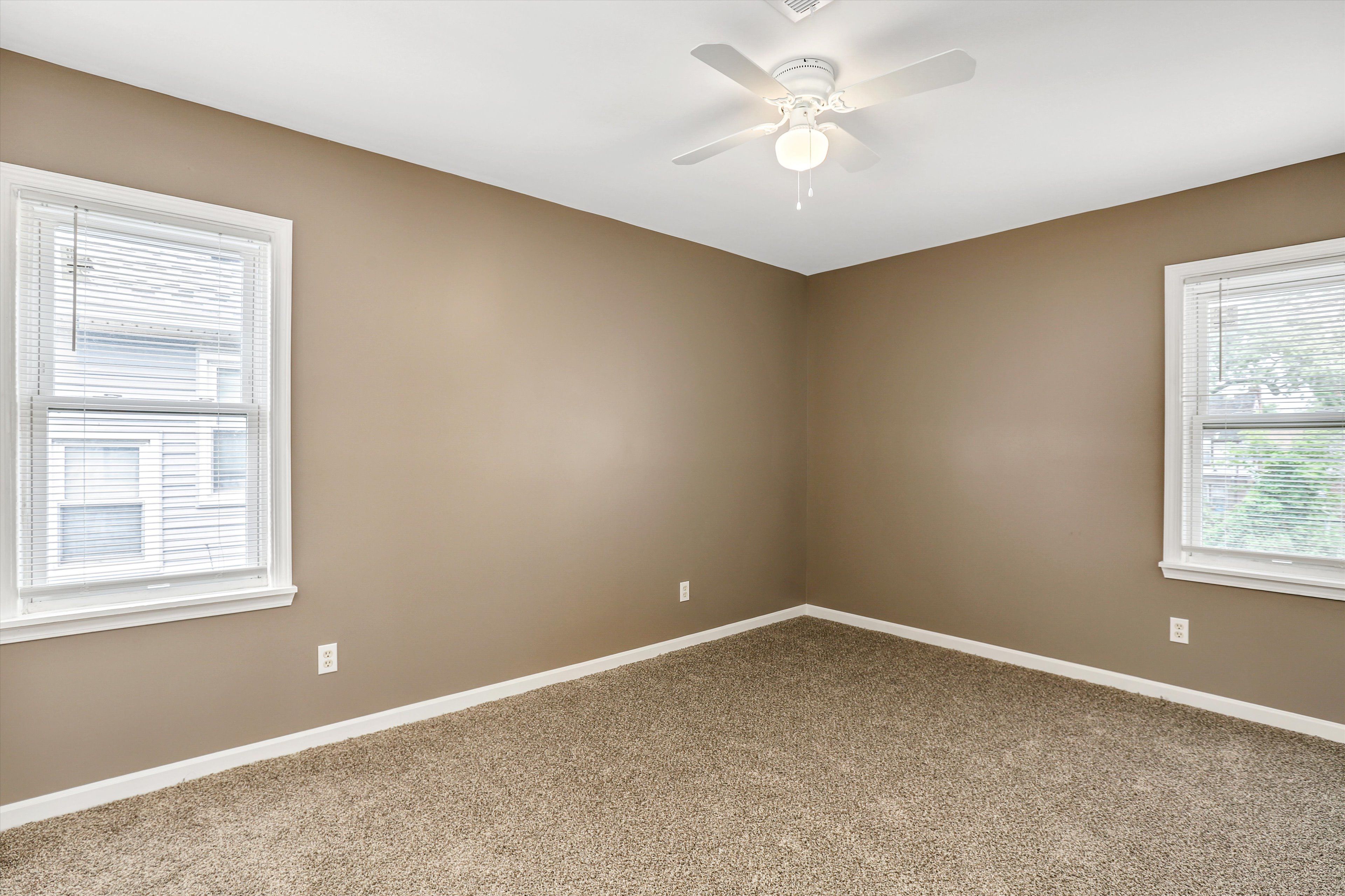 15852 WISCONSIN Street