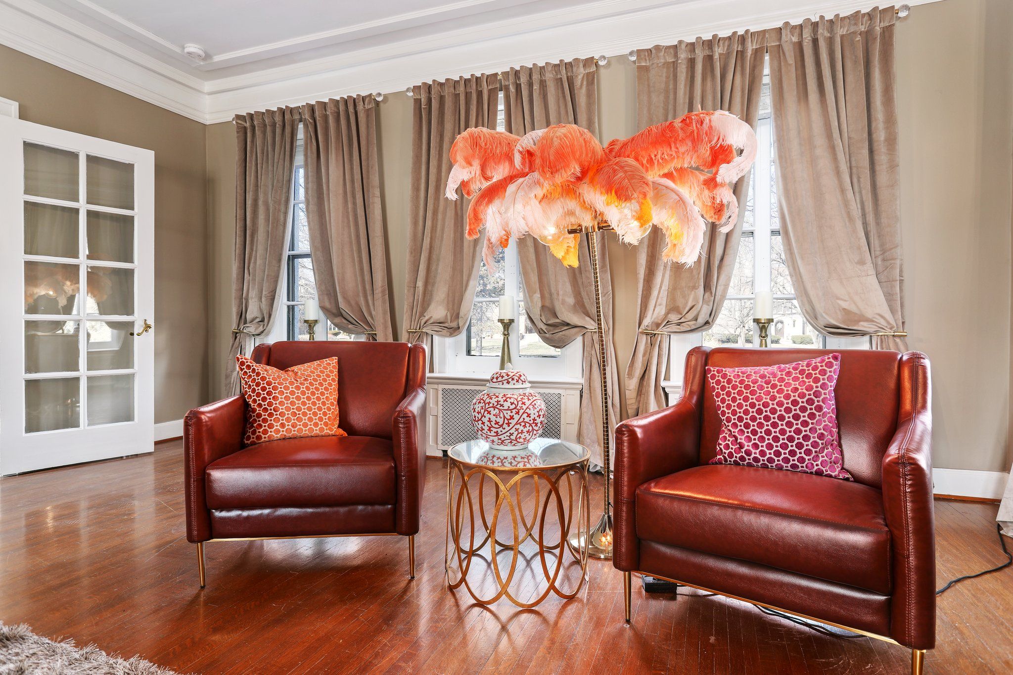 841 W BOSTON Boulevard