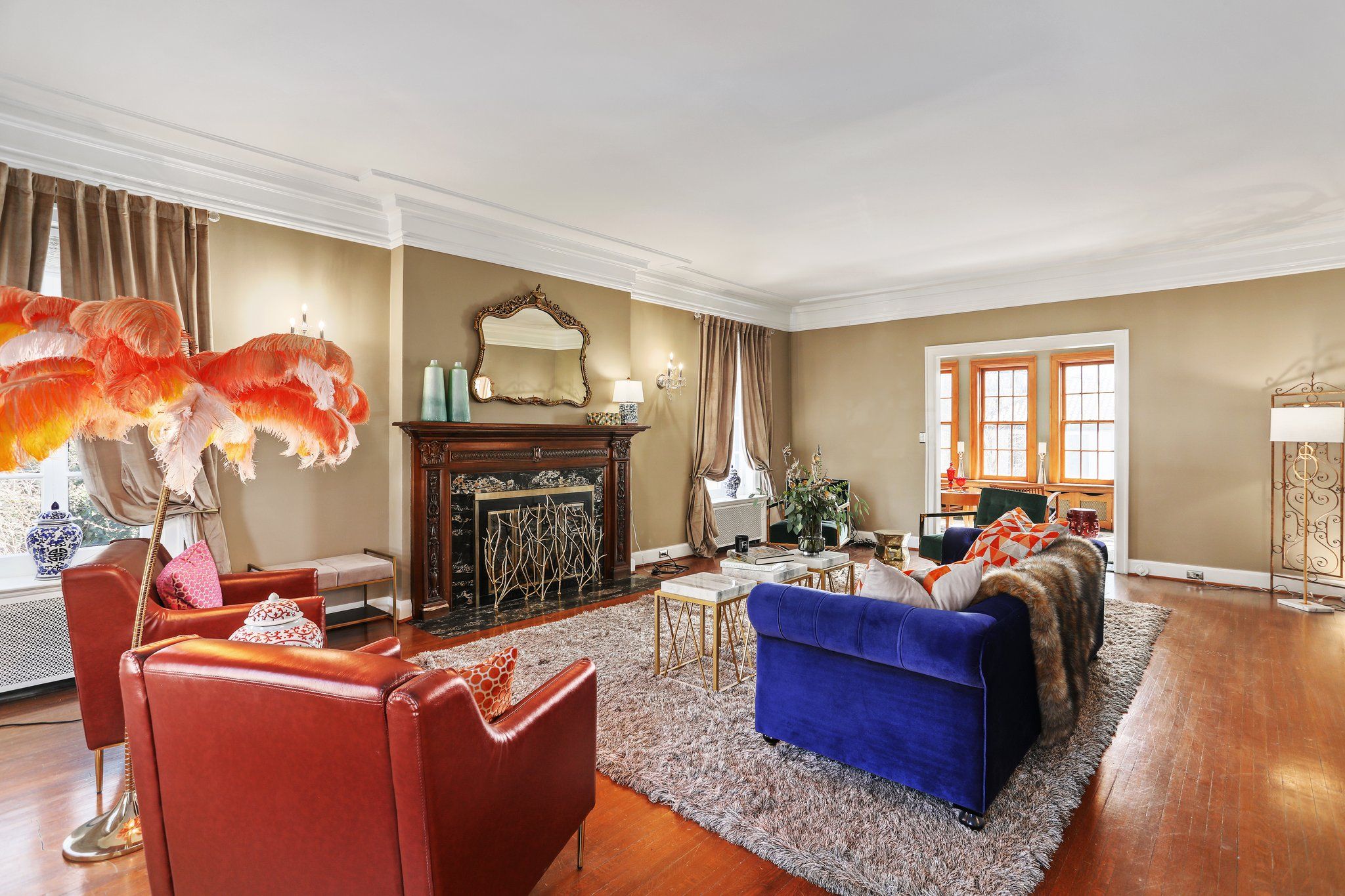 841 W BOSTON Boulevard