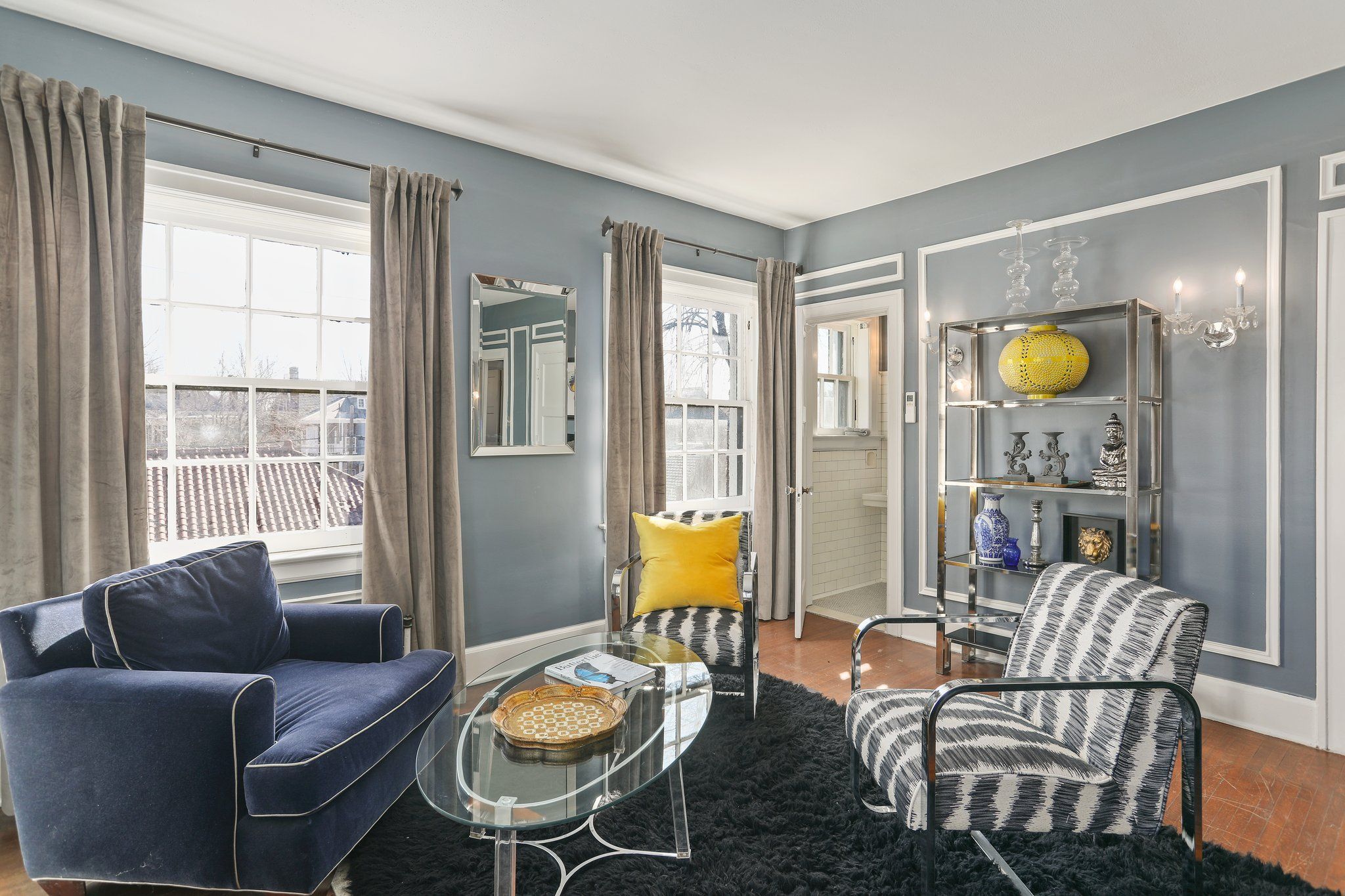 841 W BOSTON Boulevard