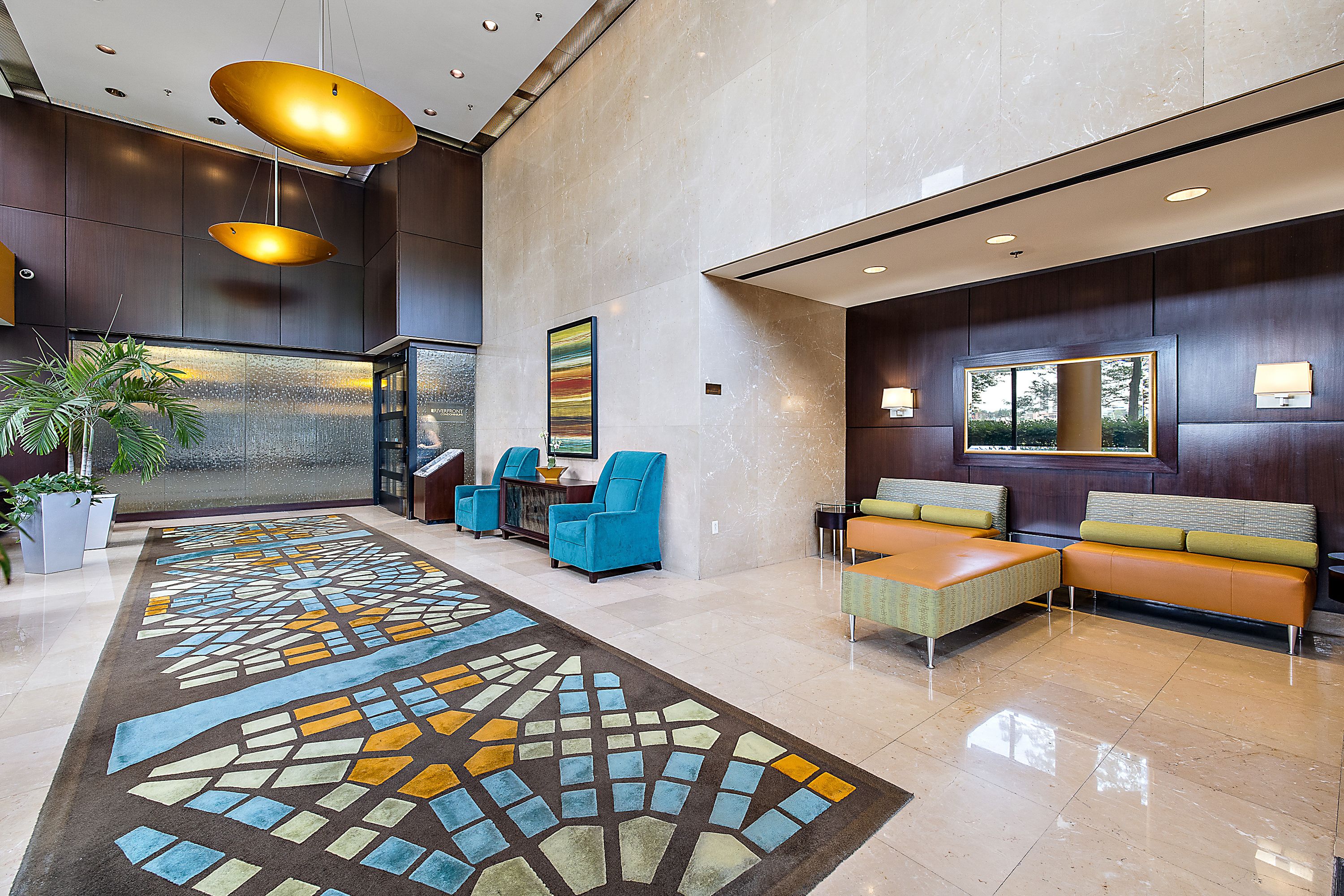 1001 W JEFFERSON Avenue Unit: 17i