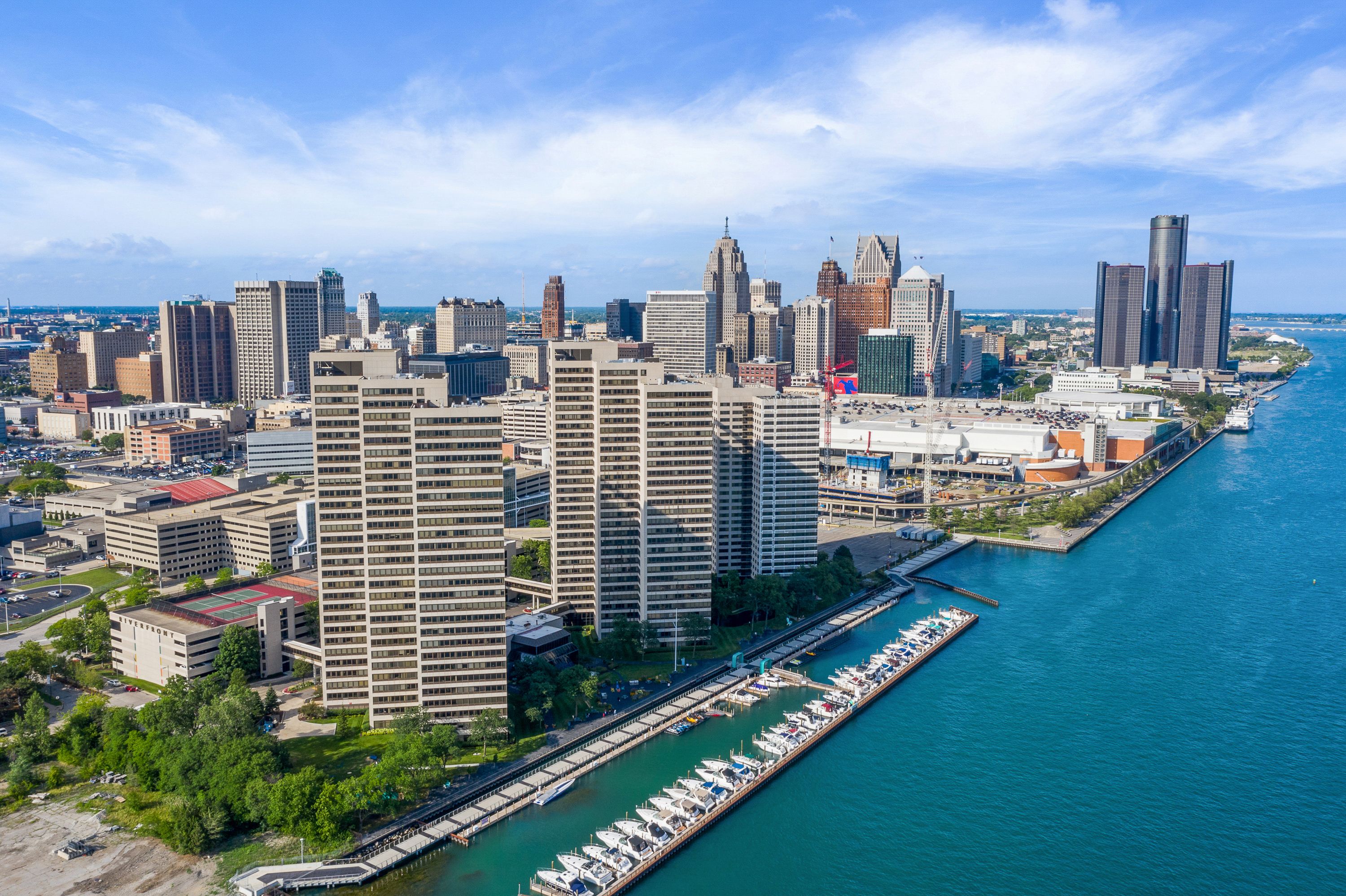 1001 W JEFFERSON Avenue Unit: 17i