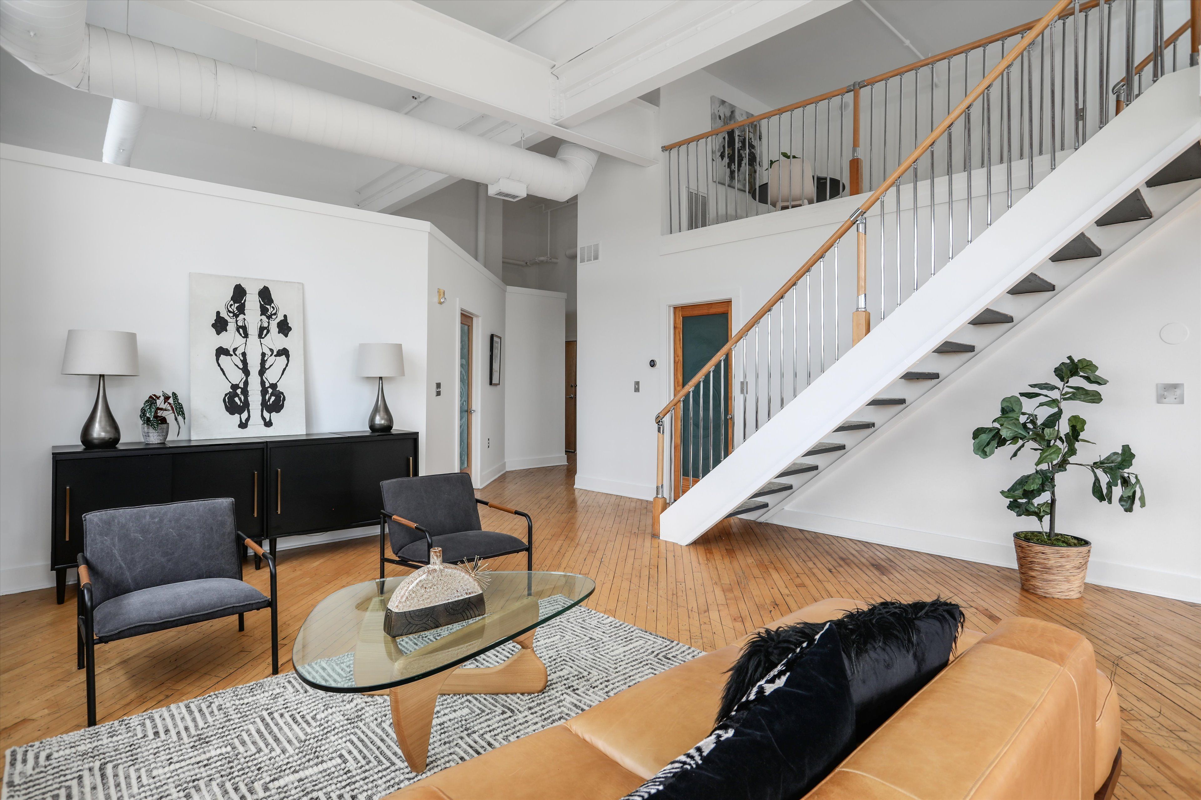 2843 E Grand Boulevard Unit: 7