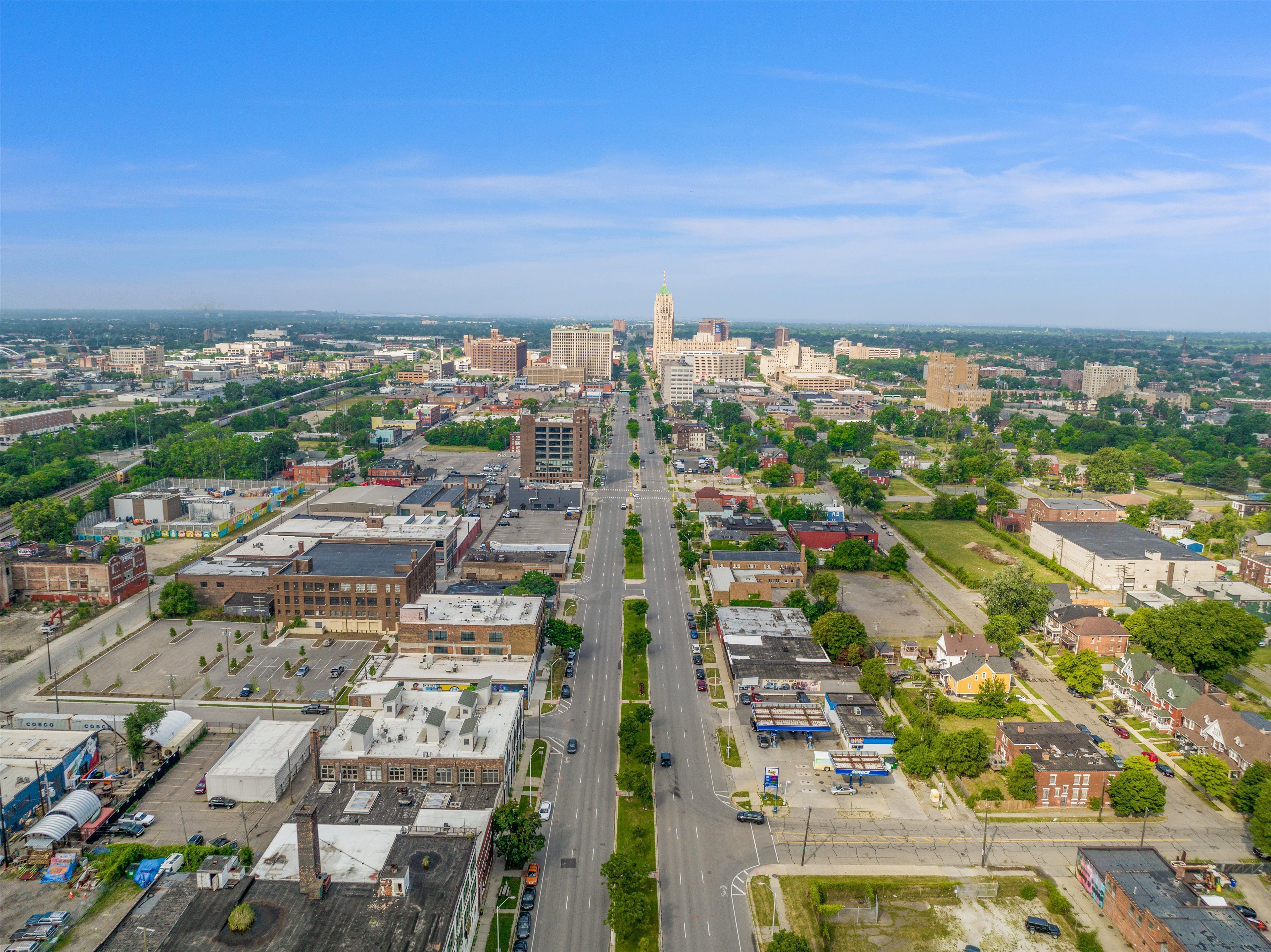 2843 E Grand Boulevard Unit: 8