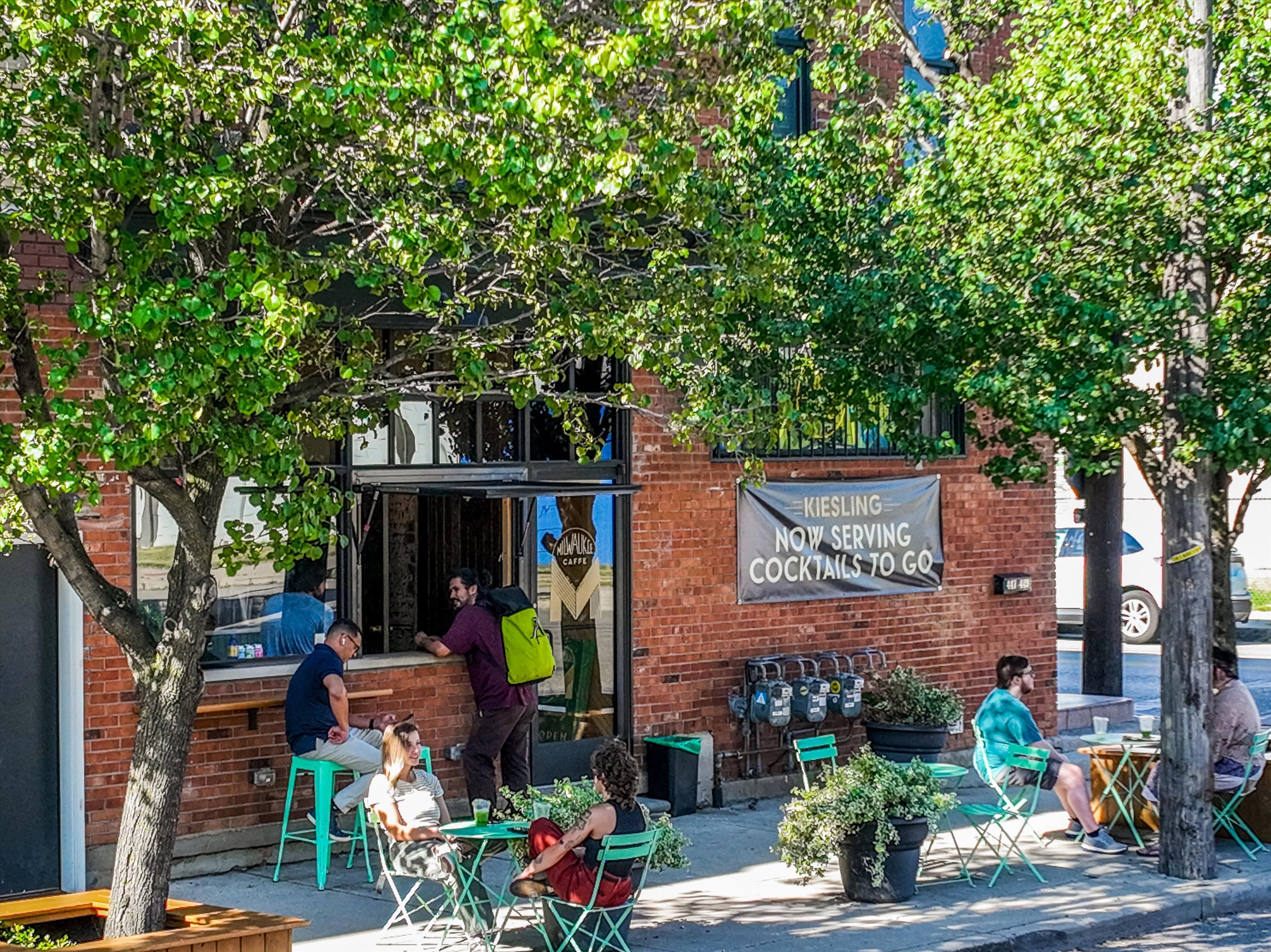 2843 E Grand Boulevard Unit: 8