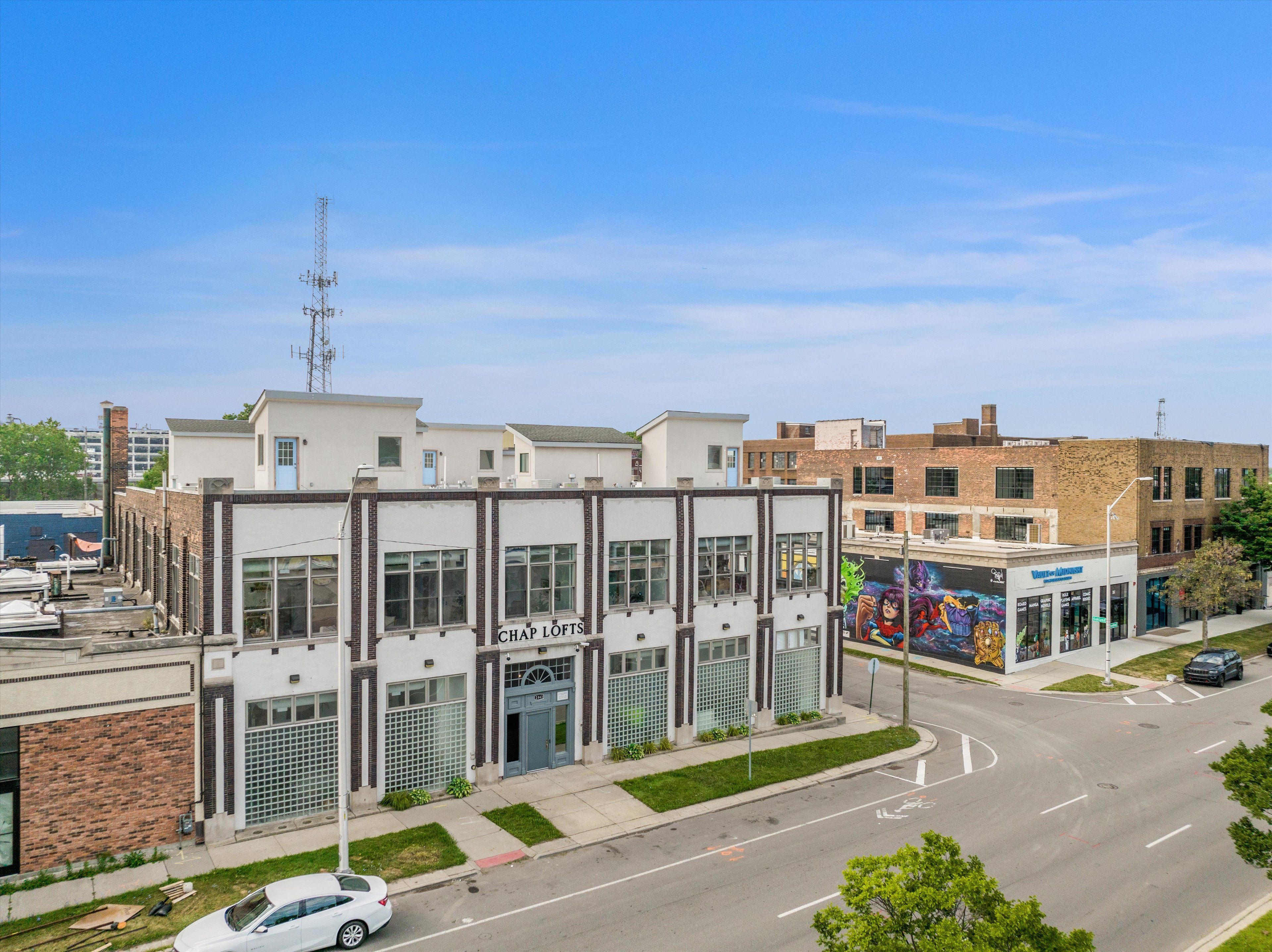 2843 E Grand Boulevard Unit: 12