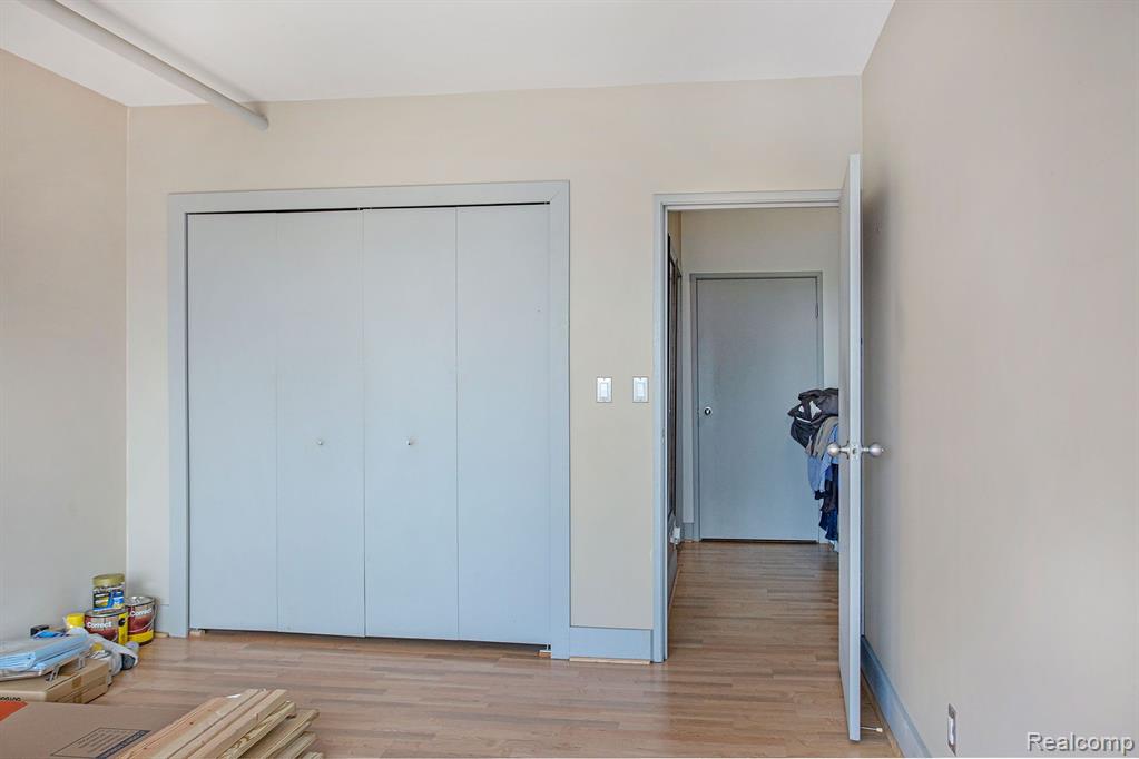 6533 E Jefferson Unit: 410