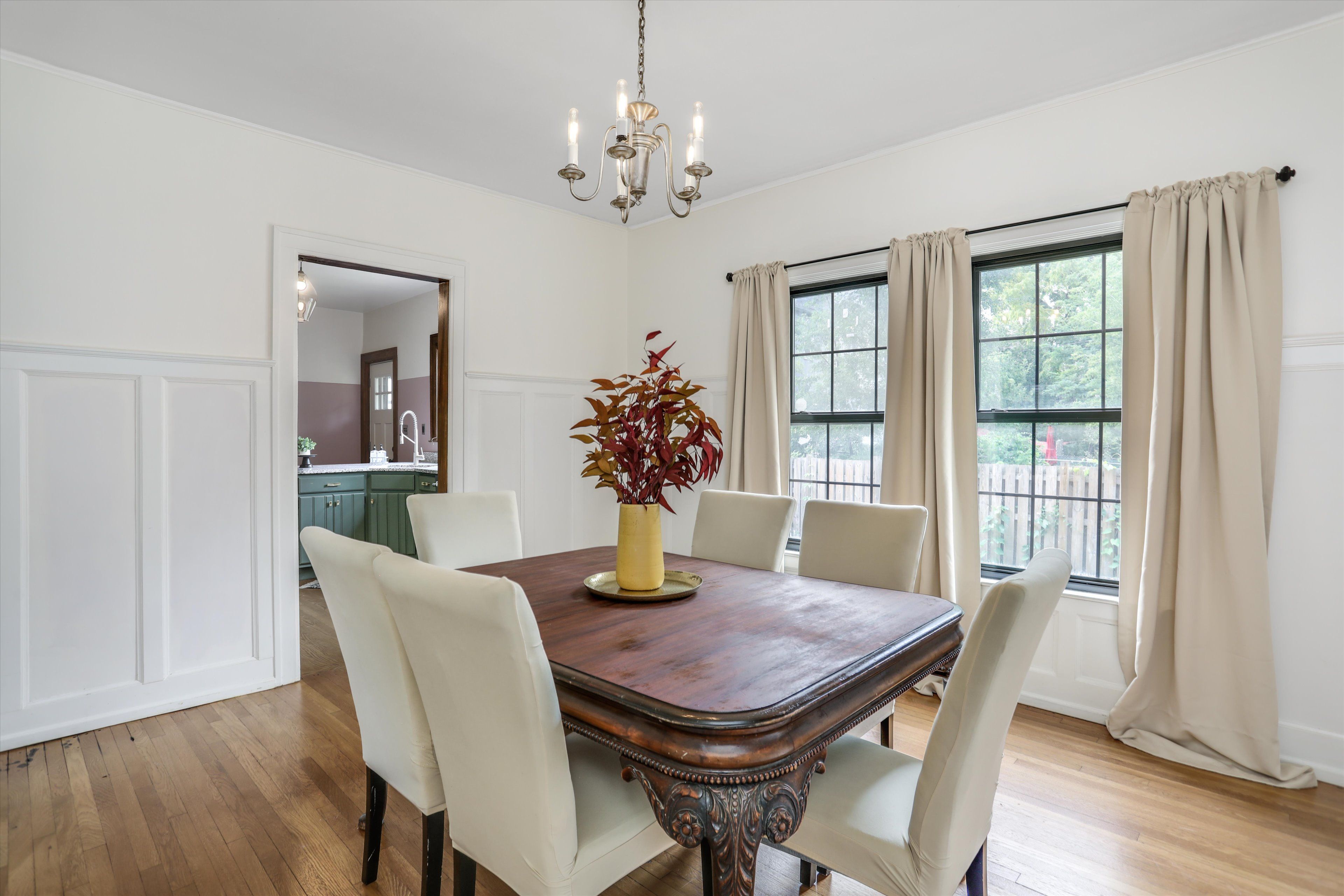 8119 Saint Paul Street