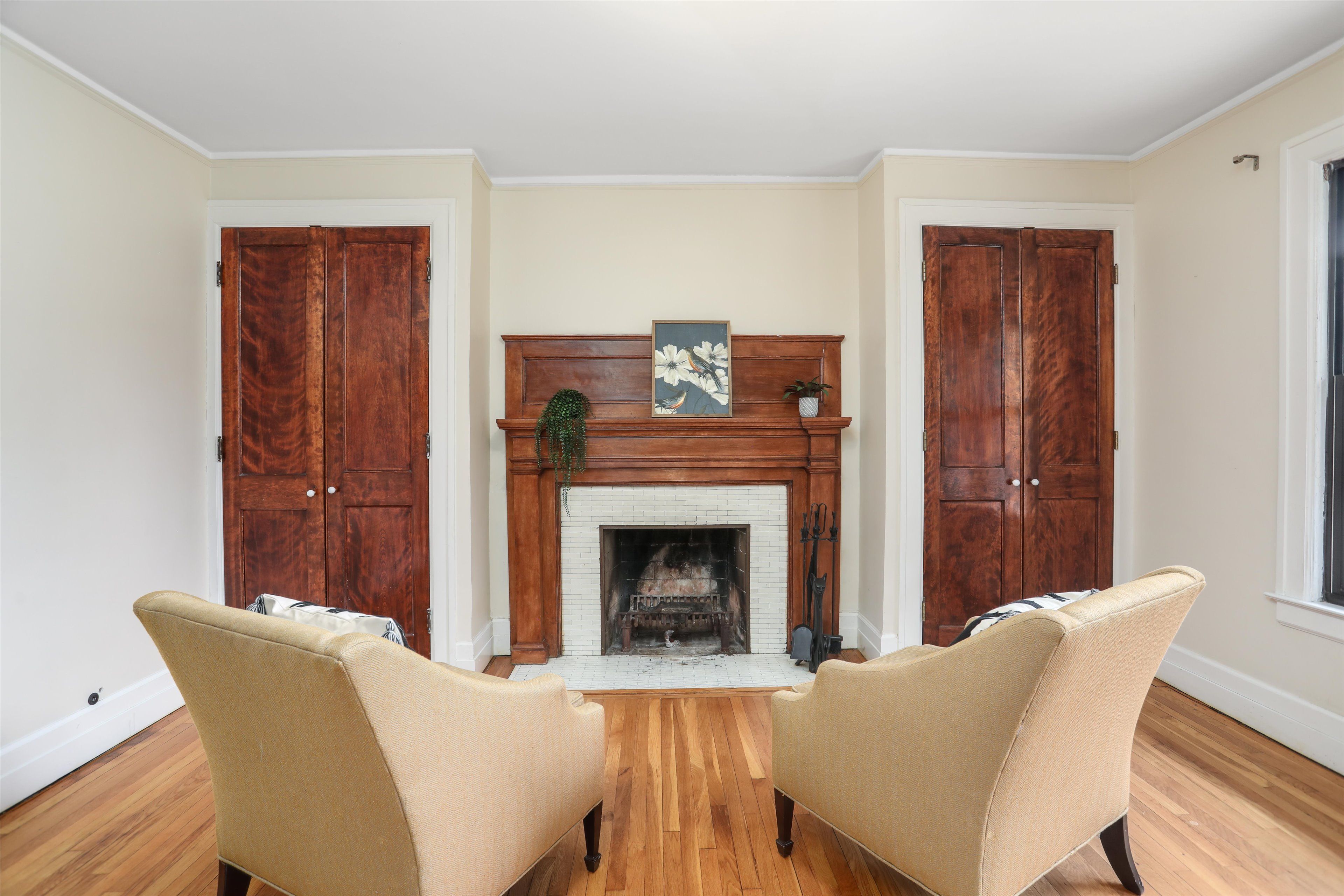 8119 Saint Paul Street