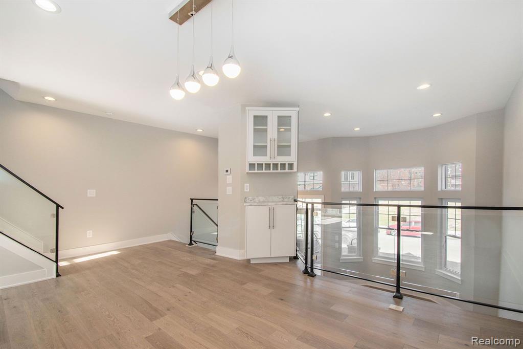 232  Erskine Unit: 23