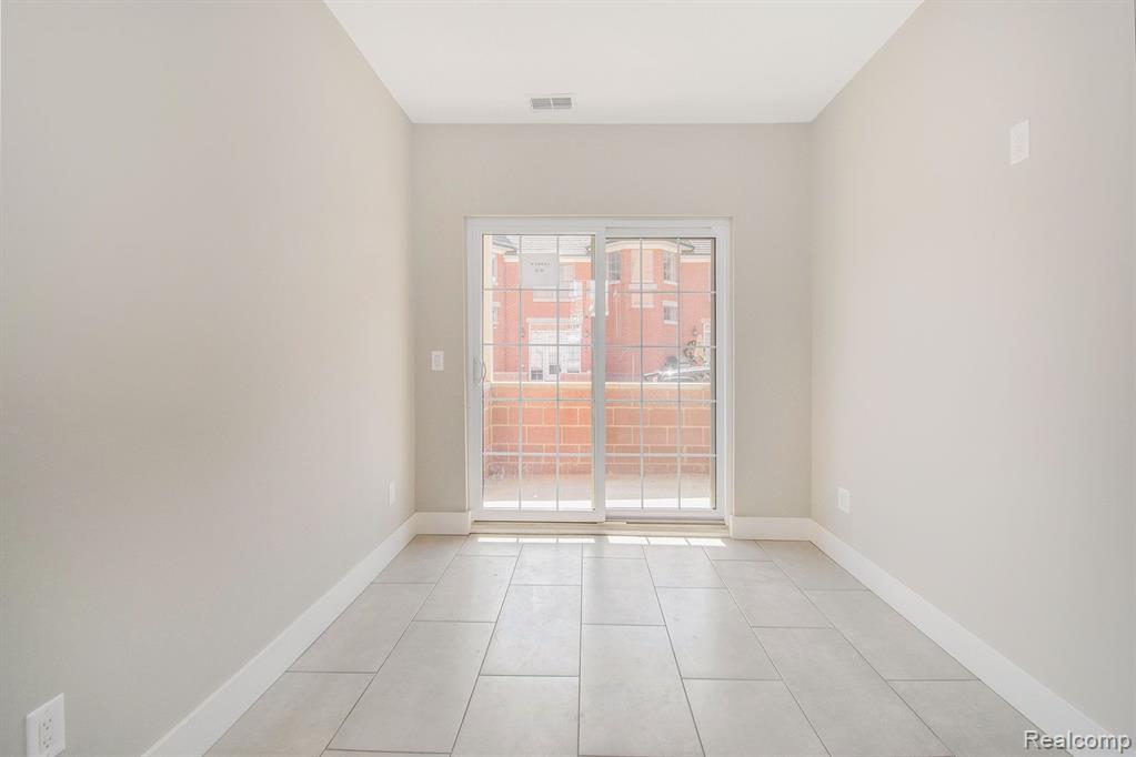 232  Erskine Unit: 23