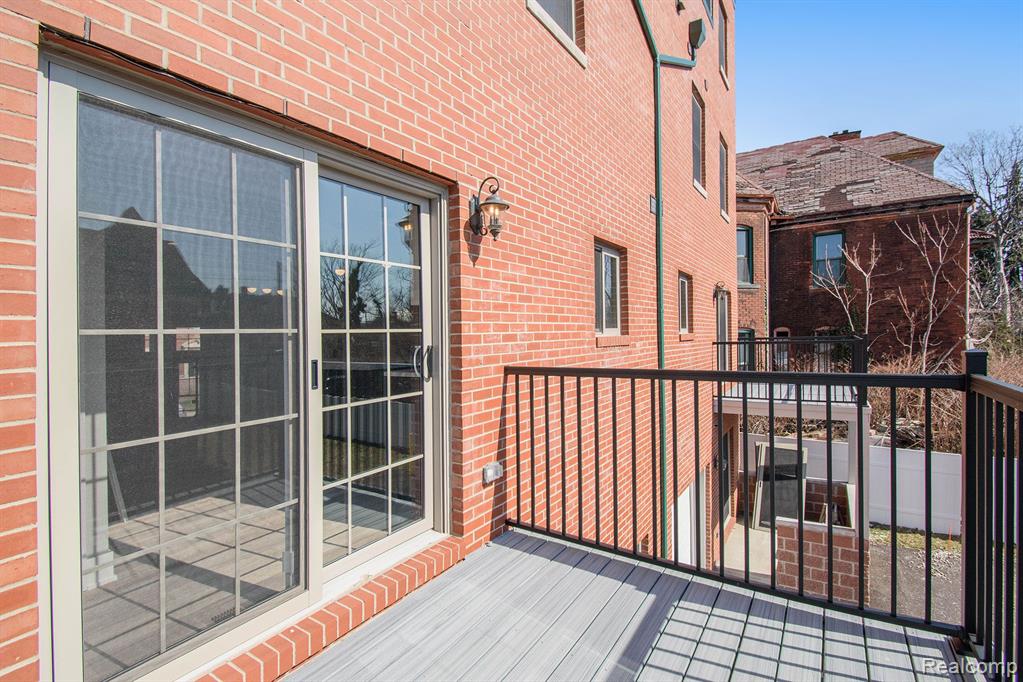 232  Erskine Unit: 23