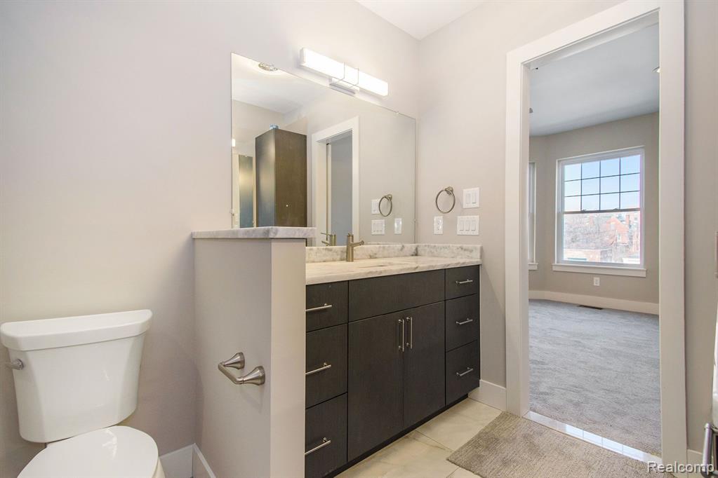 232  Erskine Unit: 23