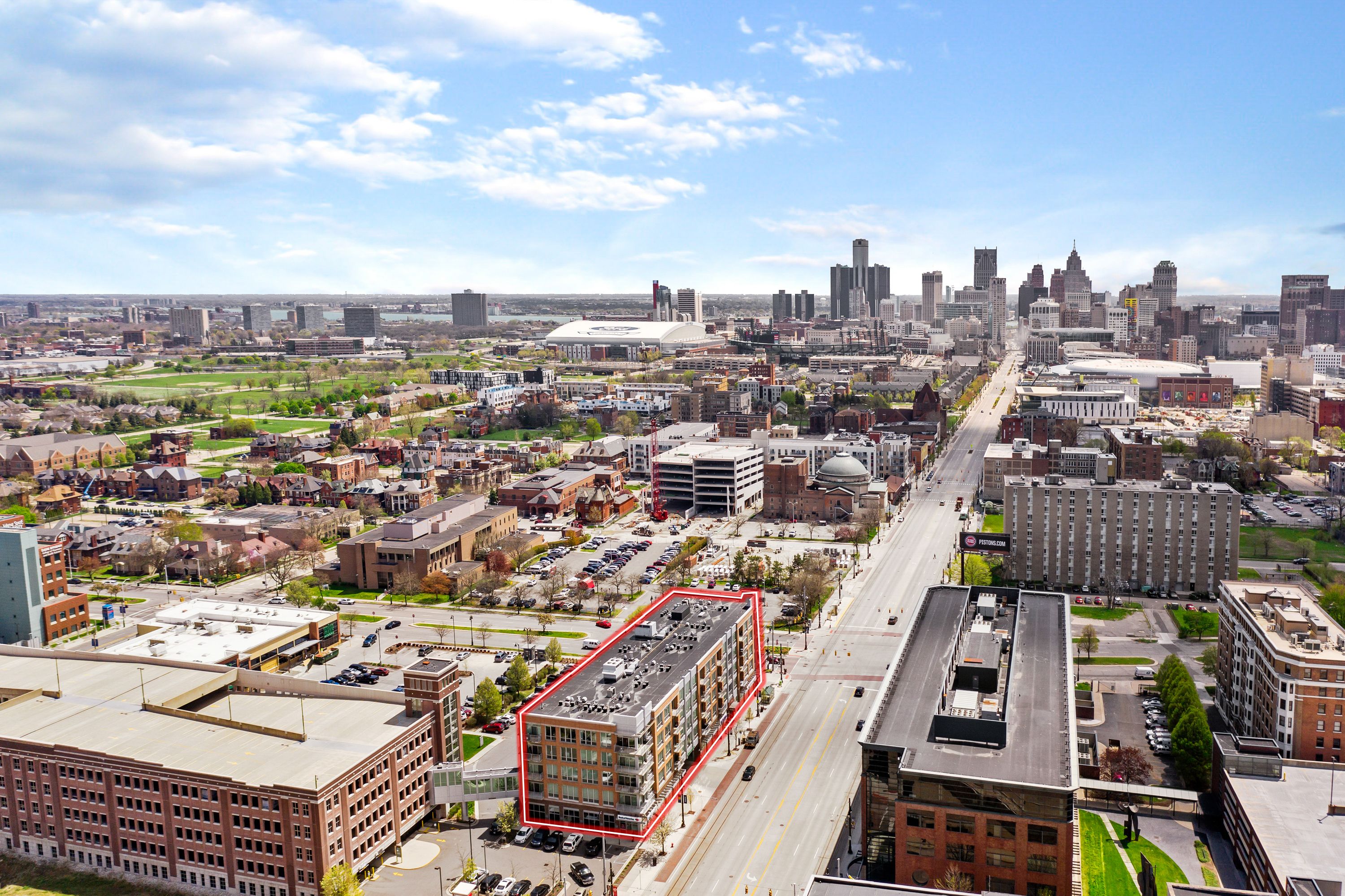 3670 WOODWARD Avenue Unit: 202