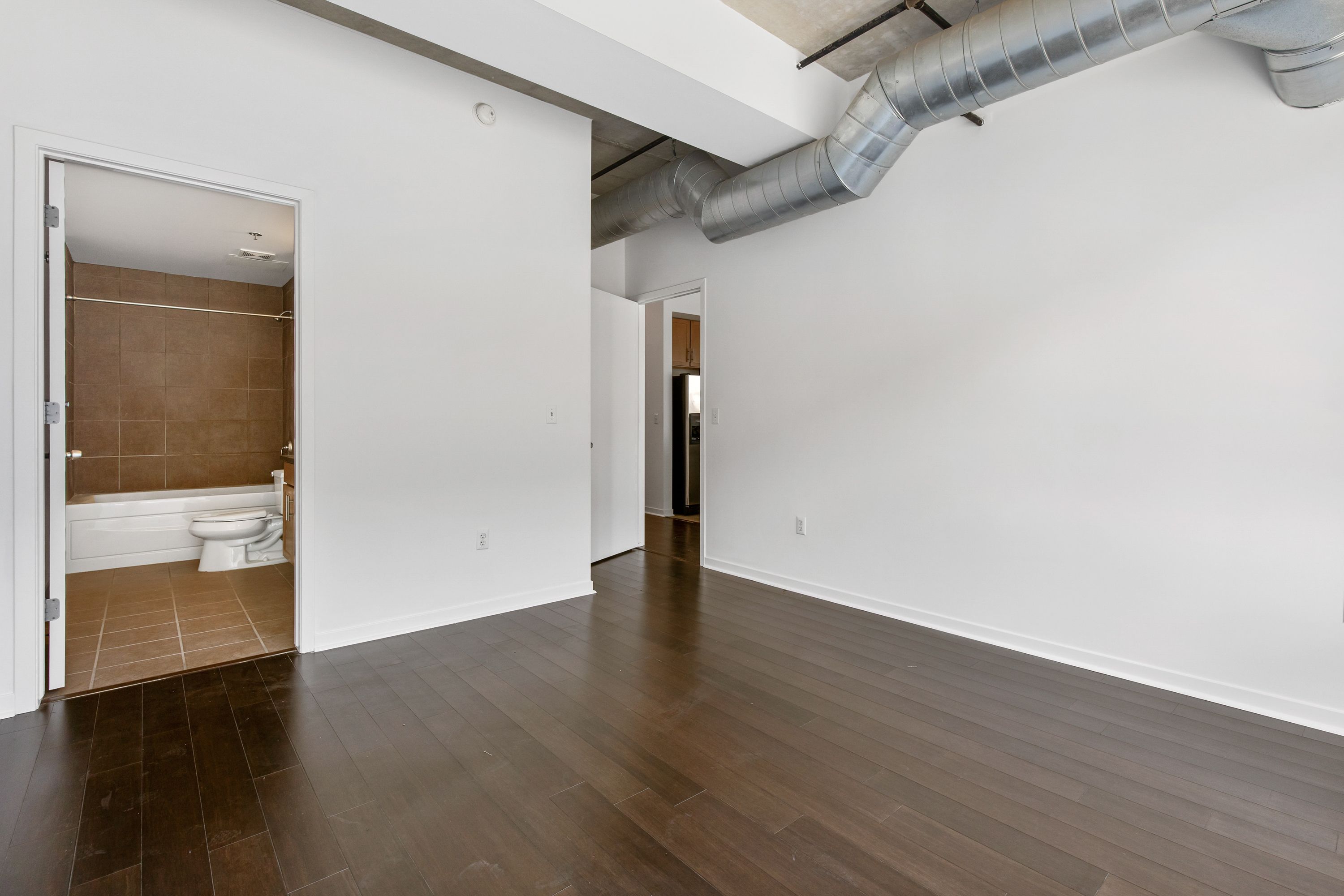 3670 WOODWARD Avenue Unit: 202