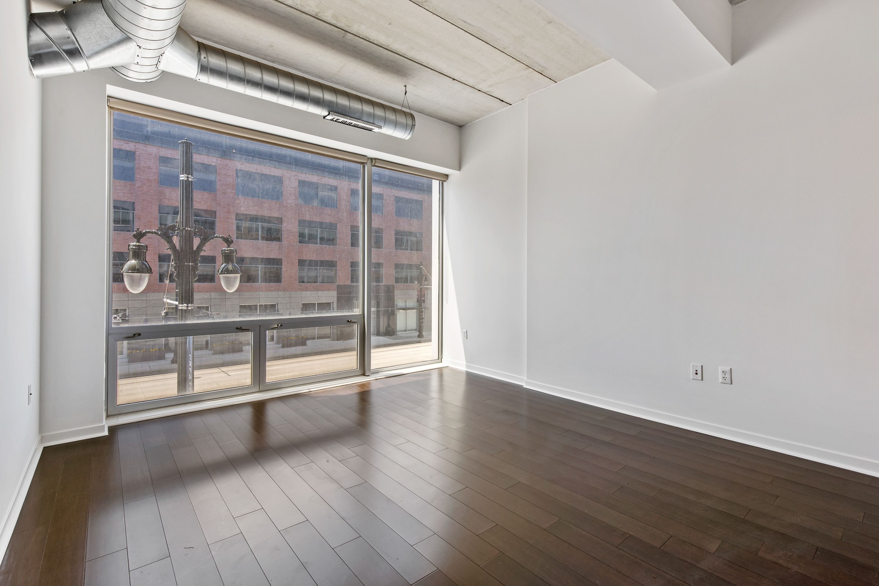 3670 WOODWARD Avenue Unit: 202