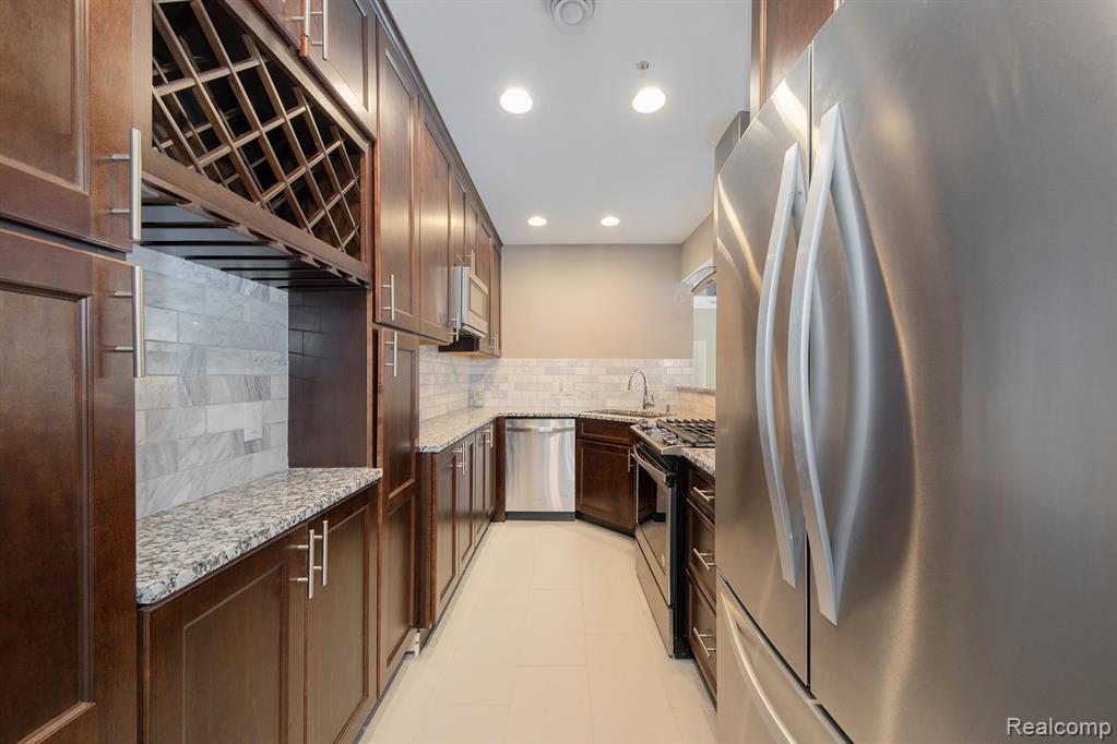 3148 JOHN R Street Unit: 5