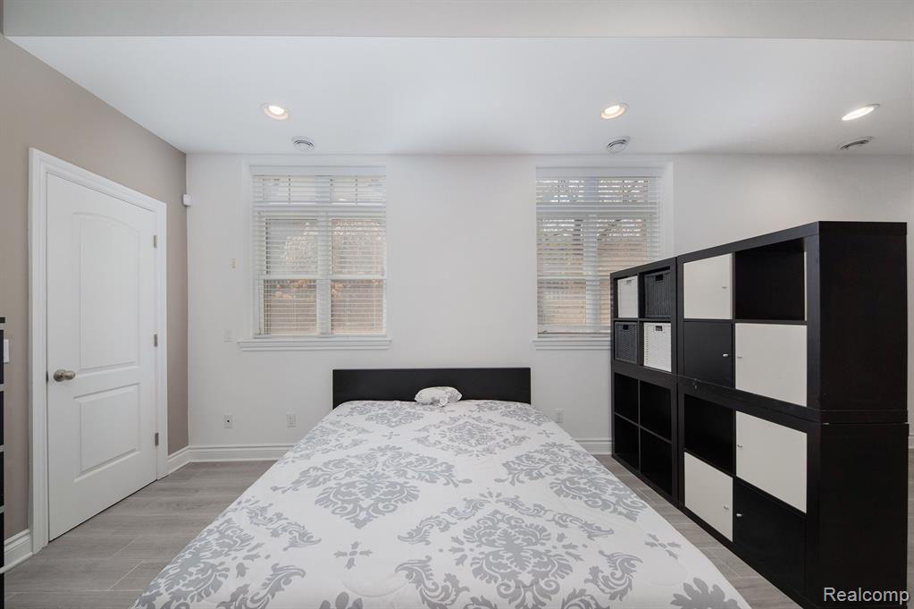 3148 JOHN R Street Unit: 5