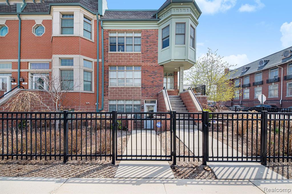 3148 JOHN R Street Unit: 5