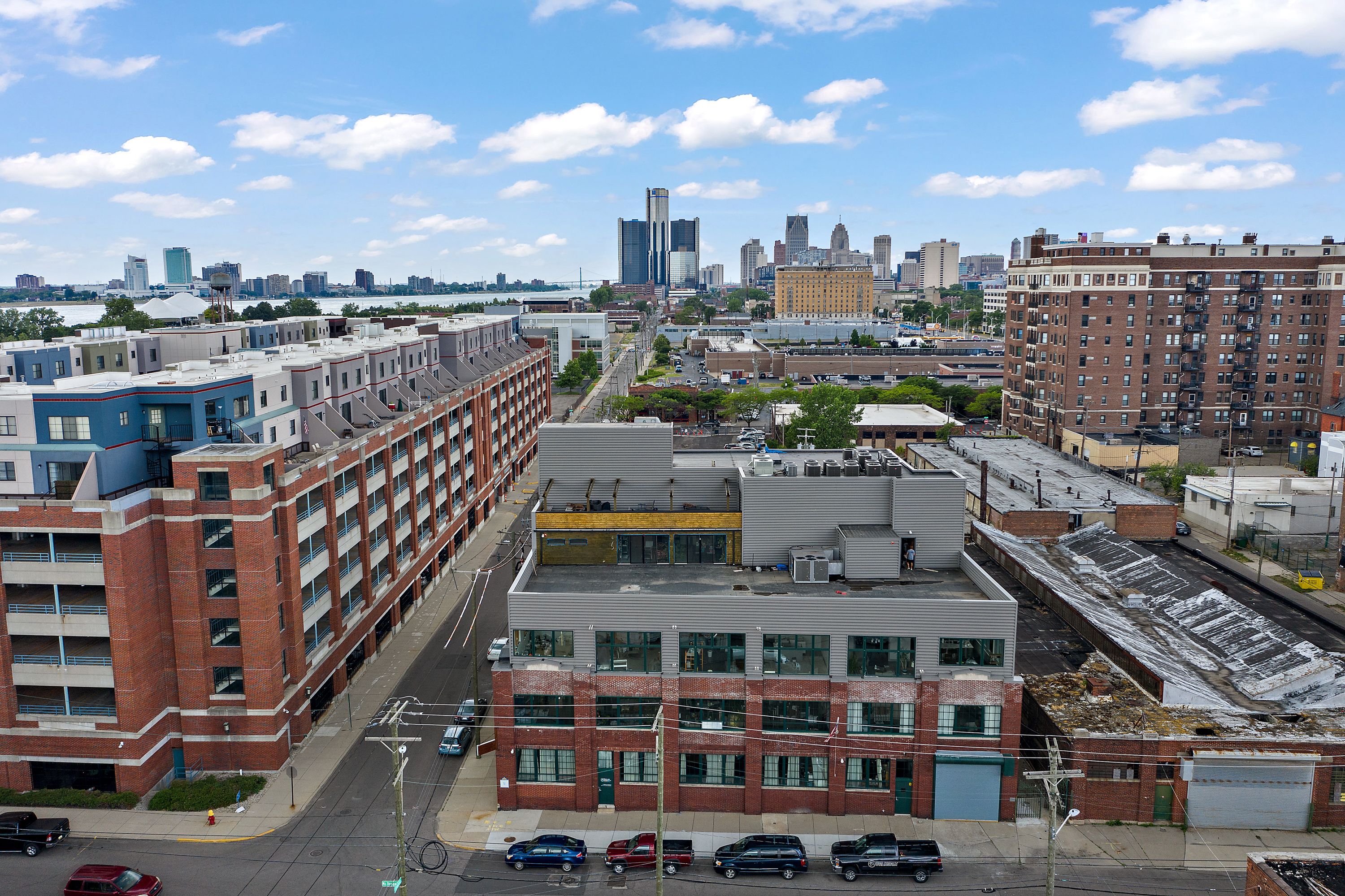 2987 FRANKLIN Street Unit: 9